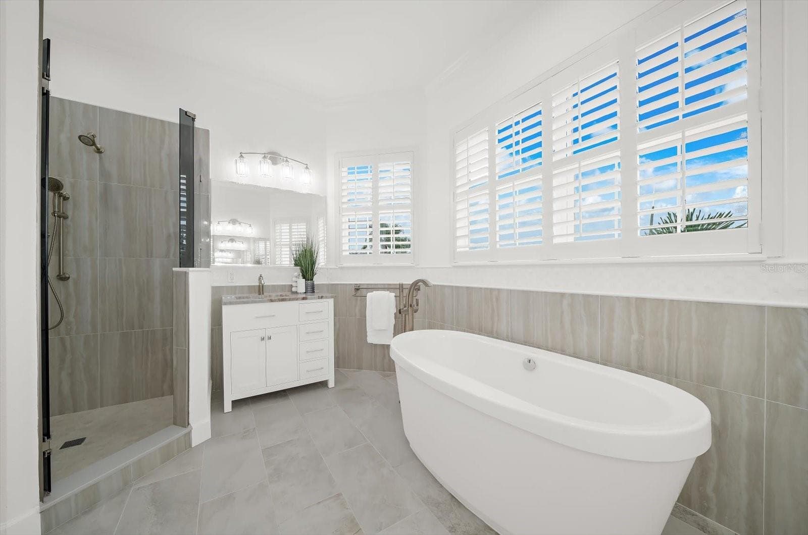Single Family Residence at 1700 OYSTER POINT WAY, PALM HARBOR, photo 41 of 67