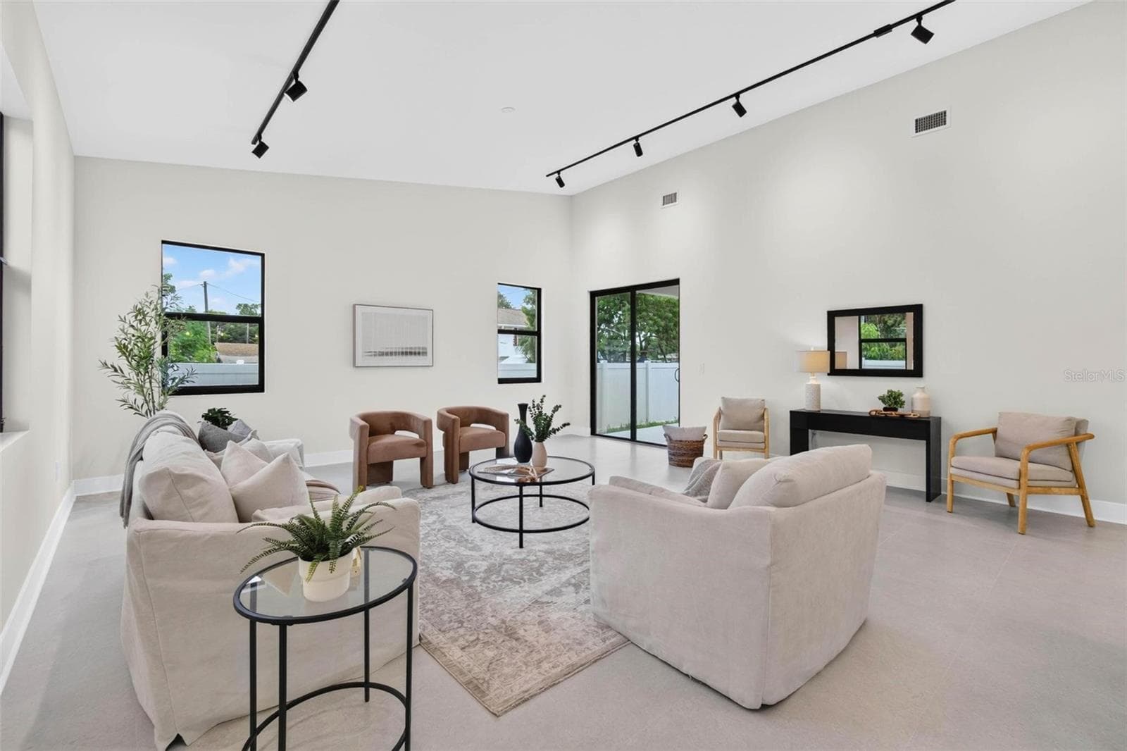 Living Room - 2227 32ND AVE N, ST PETERSBURG