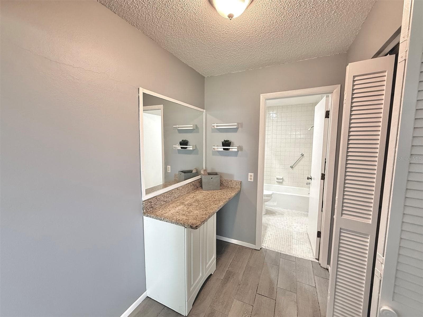 Vanity in Master Bedroom - 942 N BENEVA RD #V28, SARASOTA