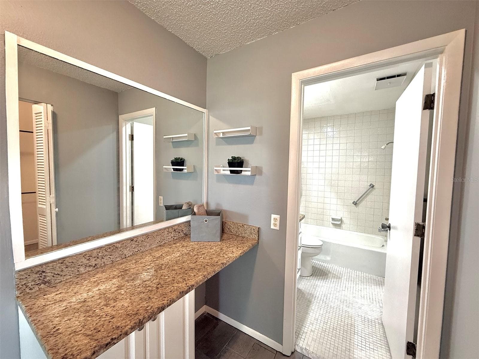 Vanity in Master Bedroom - 942 N BENEVA RD #V28, SARASOTA
