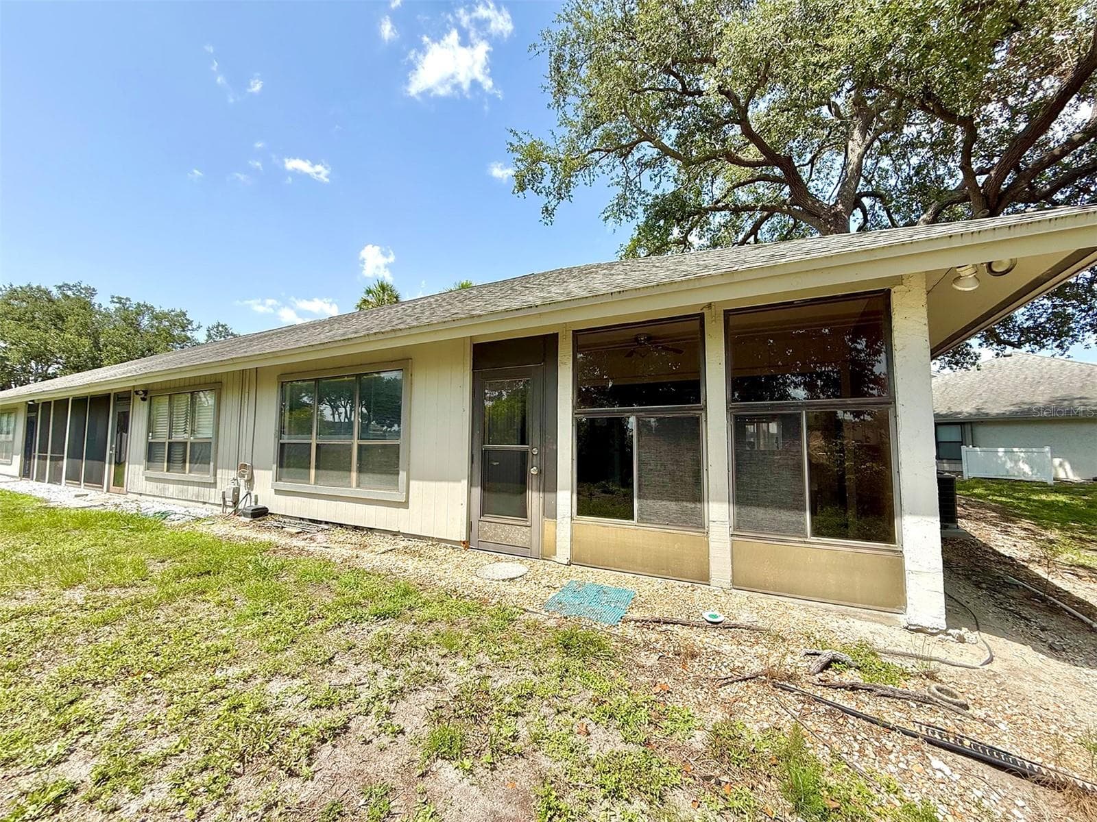 Rear of unit - 942 N BENEVA RD #V28, SARASOTA