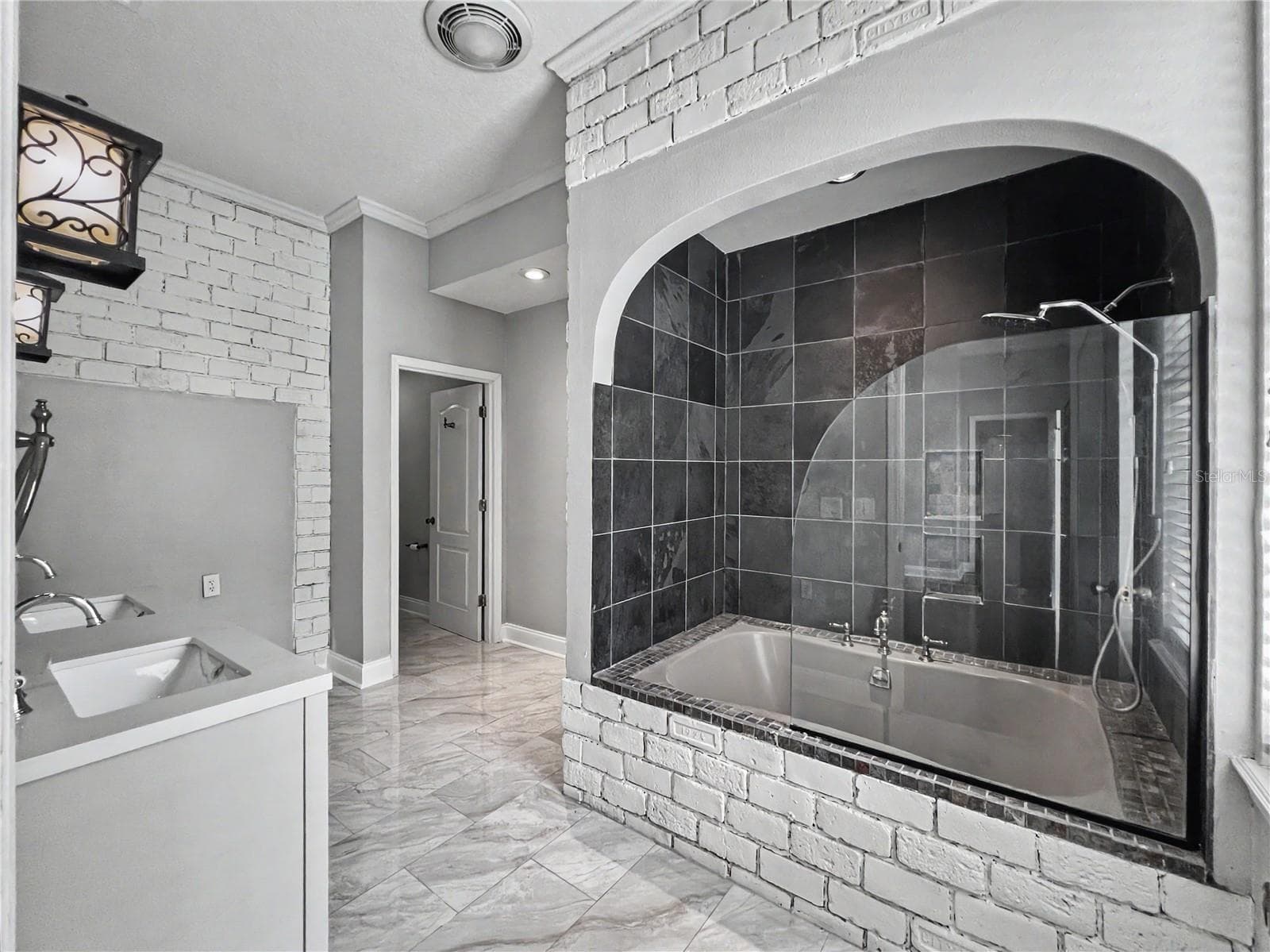 Single Family Residence at 205 N VILLAGE ST, CELEBRATION, photo 27 of 58