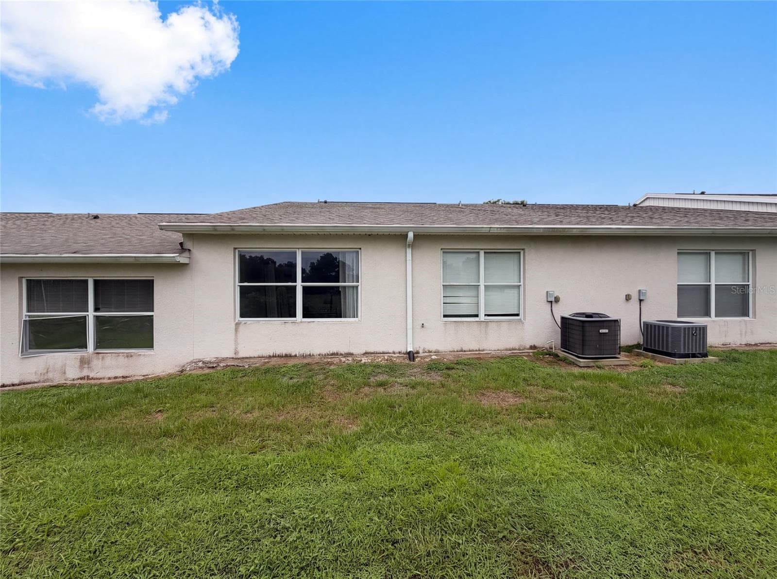 Townhouse at 37209 GRASSY HILL LN, DADE CITY, photo 5 of 26