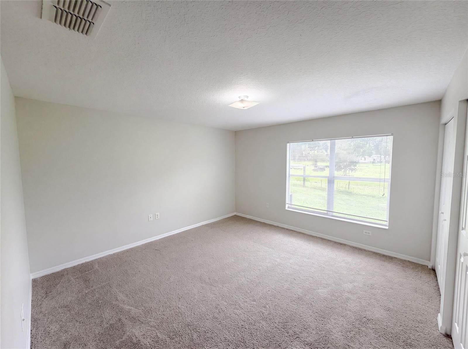 Townhouse at 37209 GRASSY HILL LN, DADE CITY, photo 20 of 26
