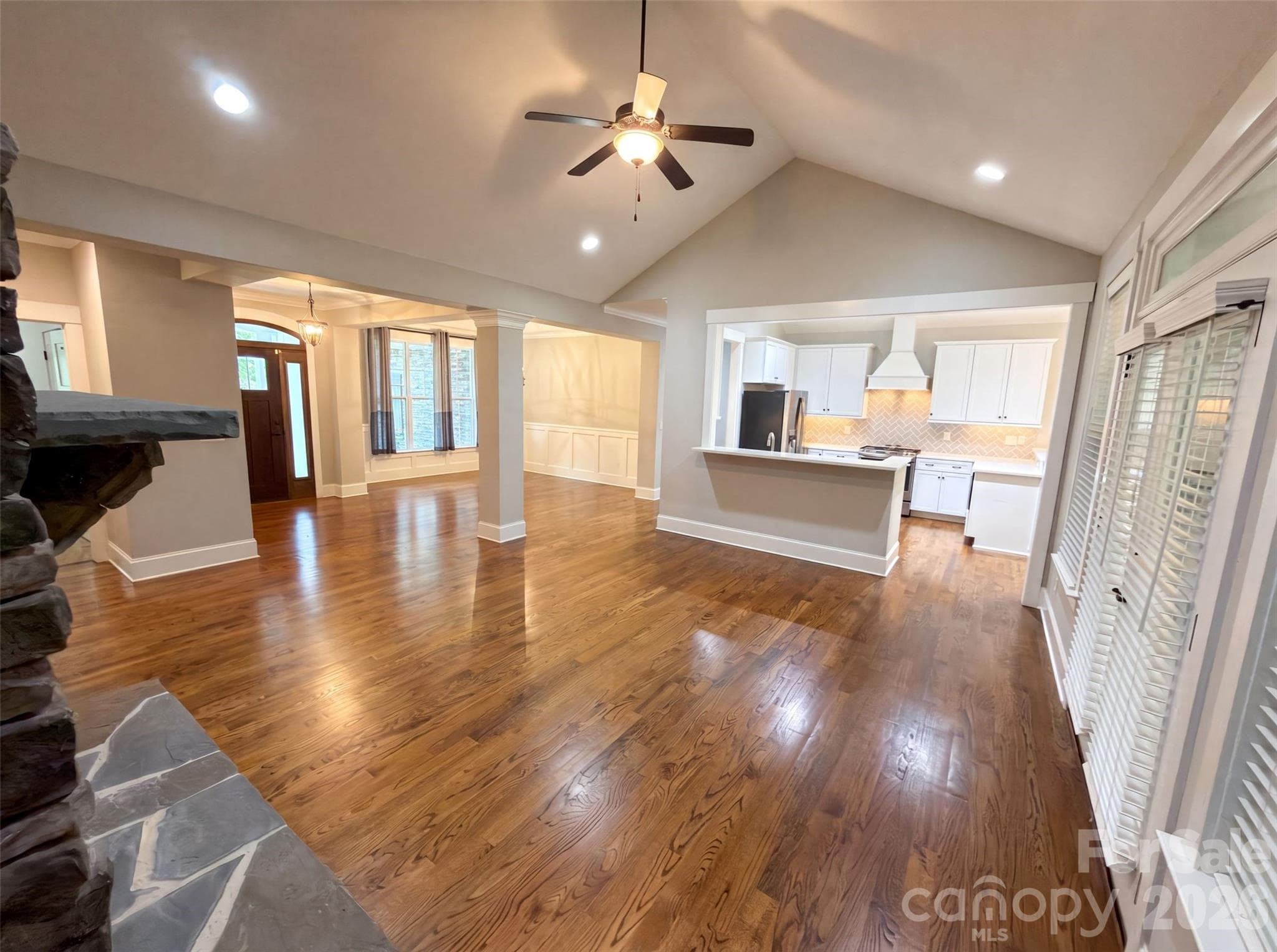 Single Family Residence at 4193 Persimmon Road, Lancaster, photo 7 of 21