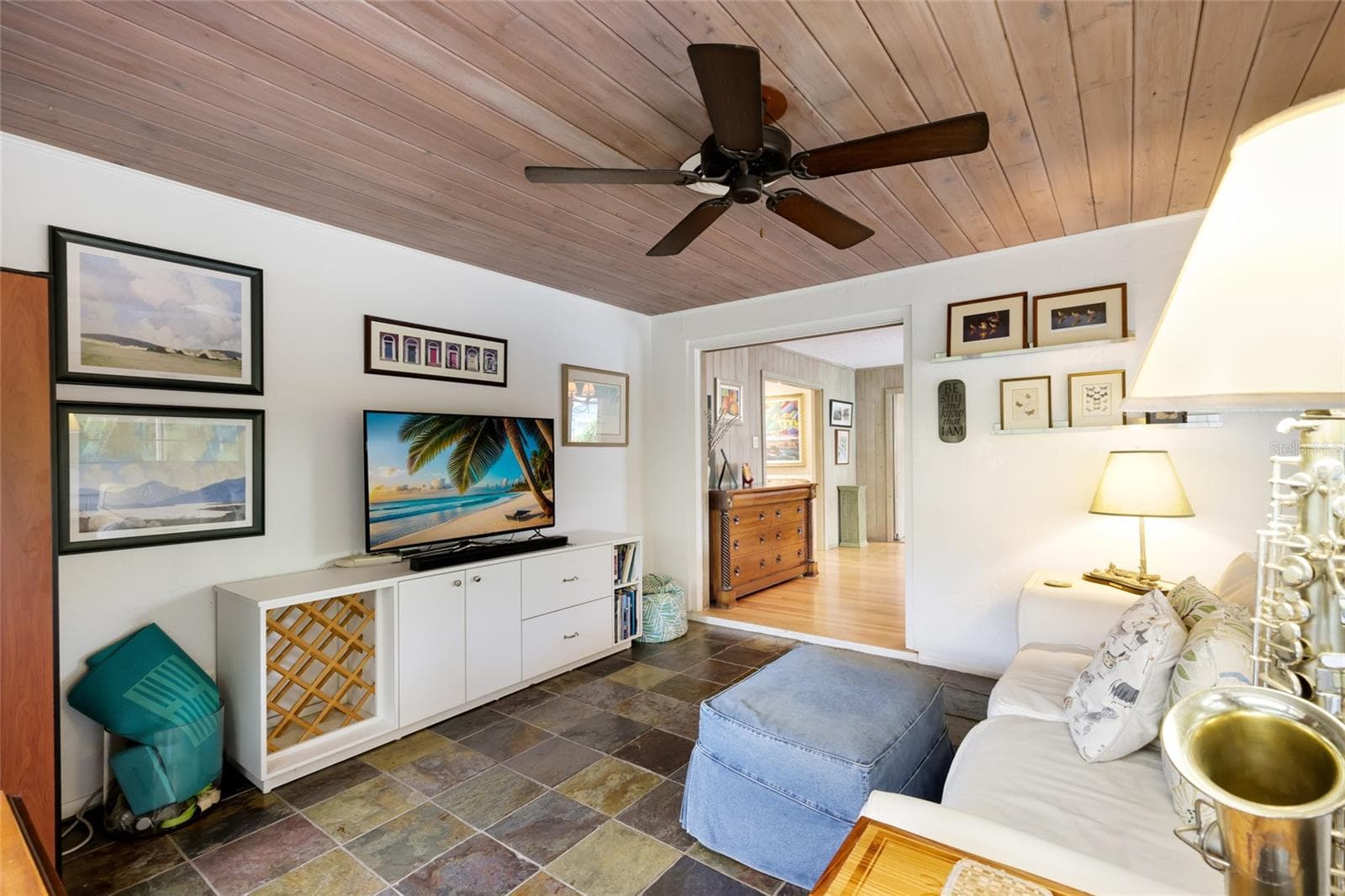Single Family Residence at 2070 HYDE PARK ST, SARASOTA, photo 15 of 50
