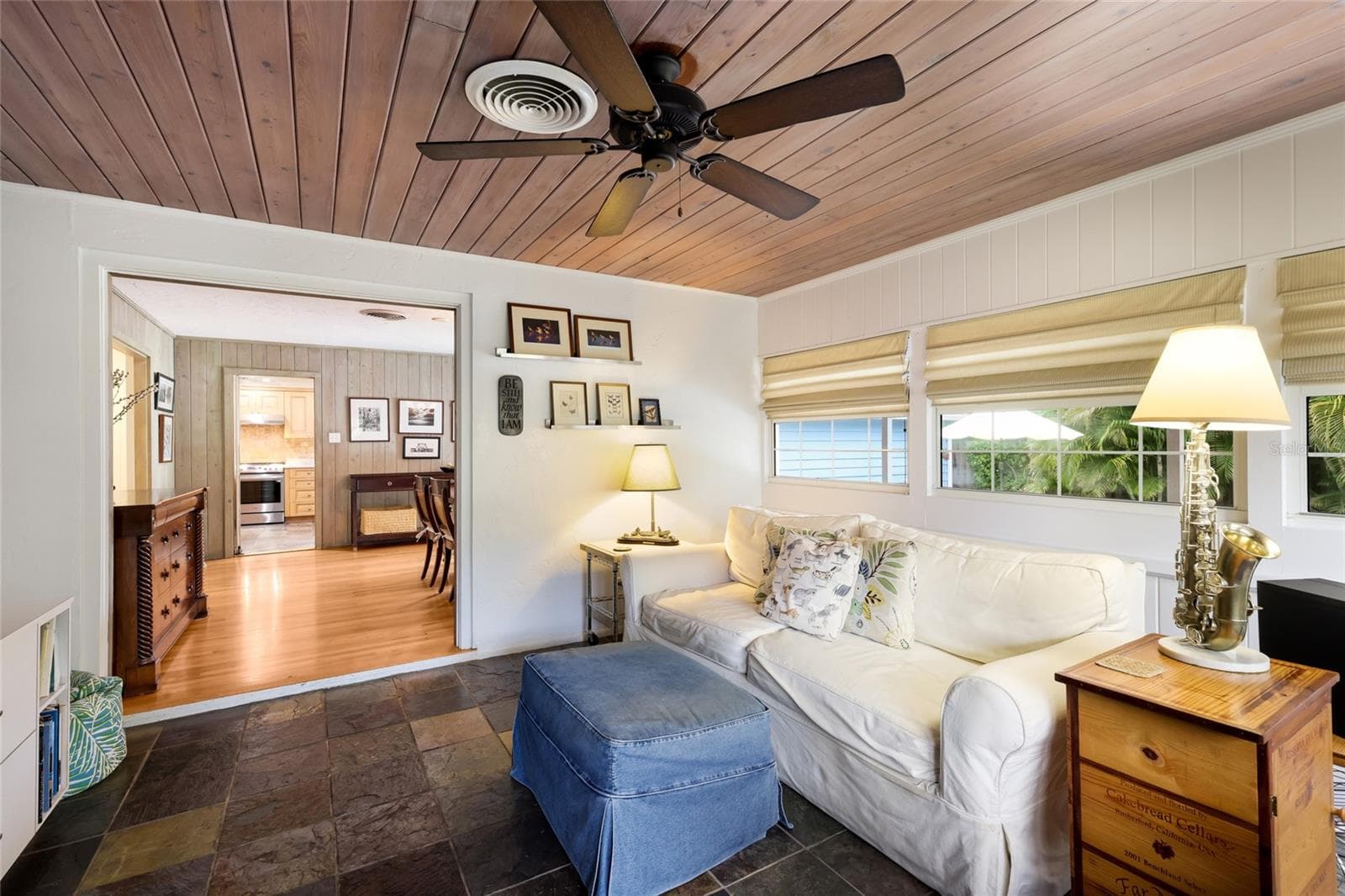 Single Family Residence at 2070 HYDE PARK ST, SARASOTA, photo 16 of 50