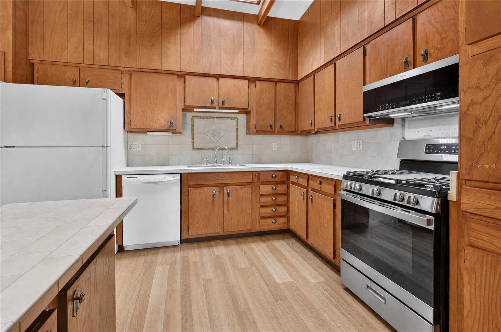 Kitchen - 2435 BROADVUE AVE, EUSTIS
