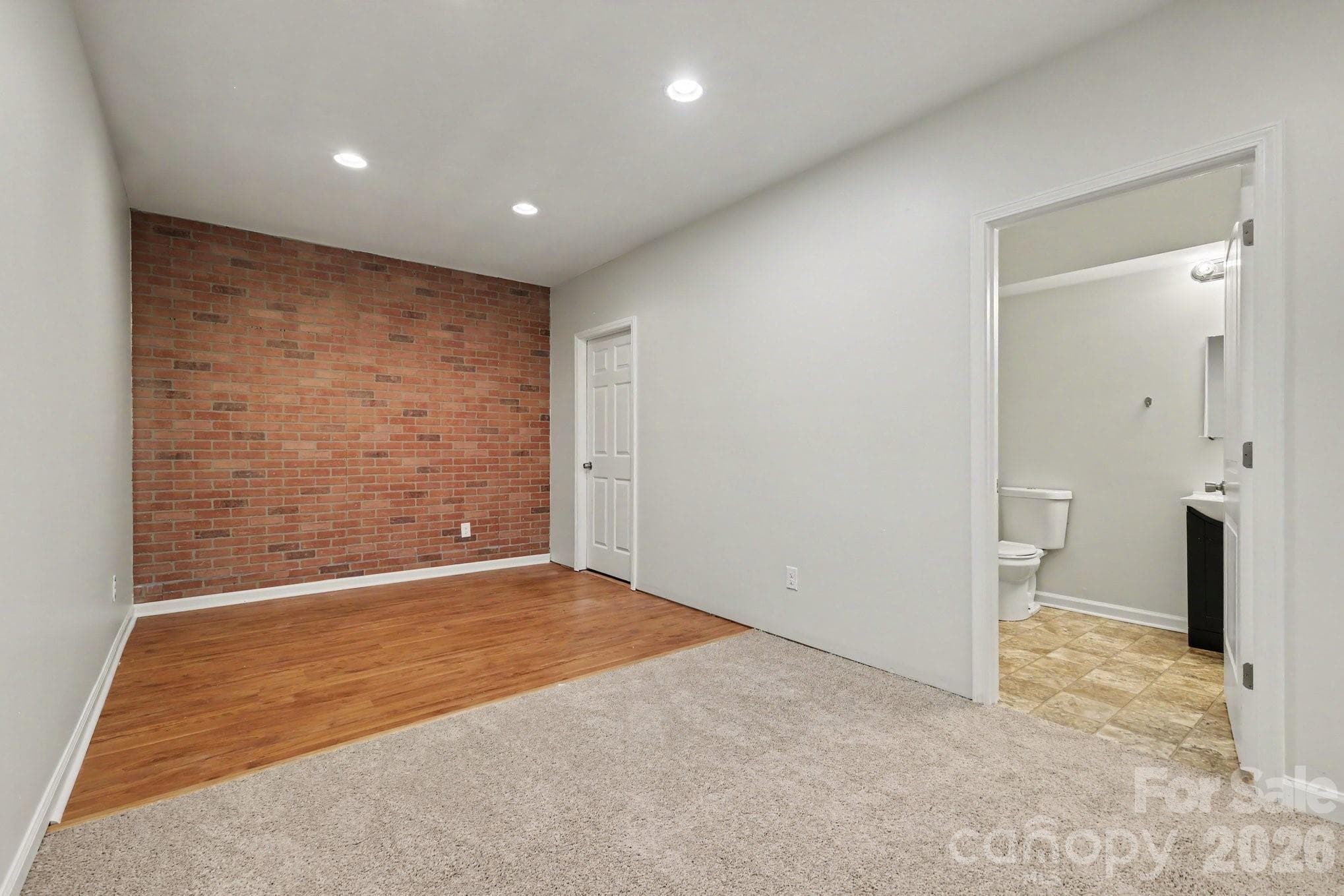 Single Family Residence at 2318 Sonoma Valley Drive, Charlotte, photo 15 of 45