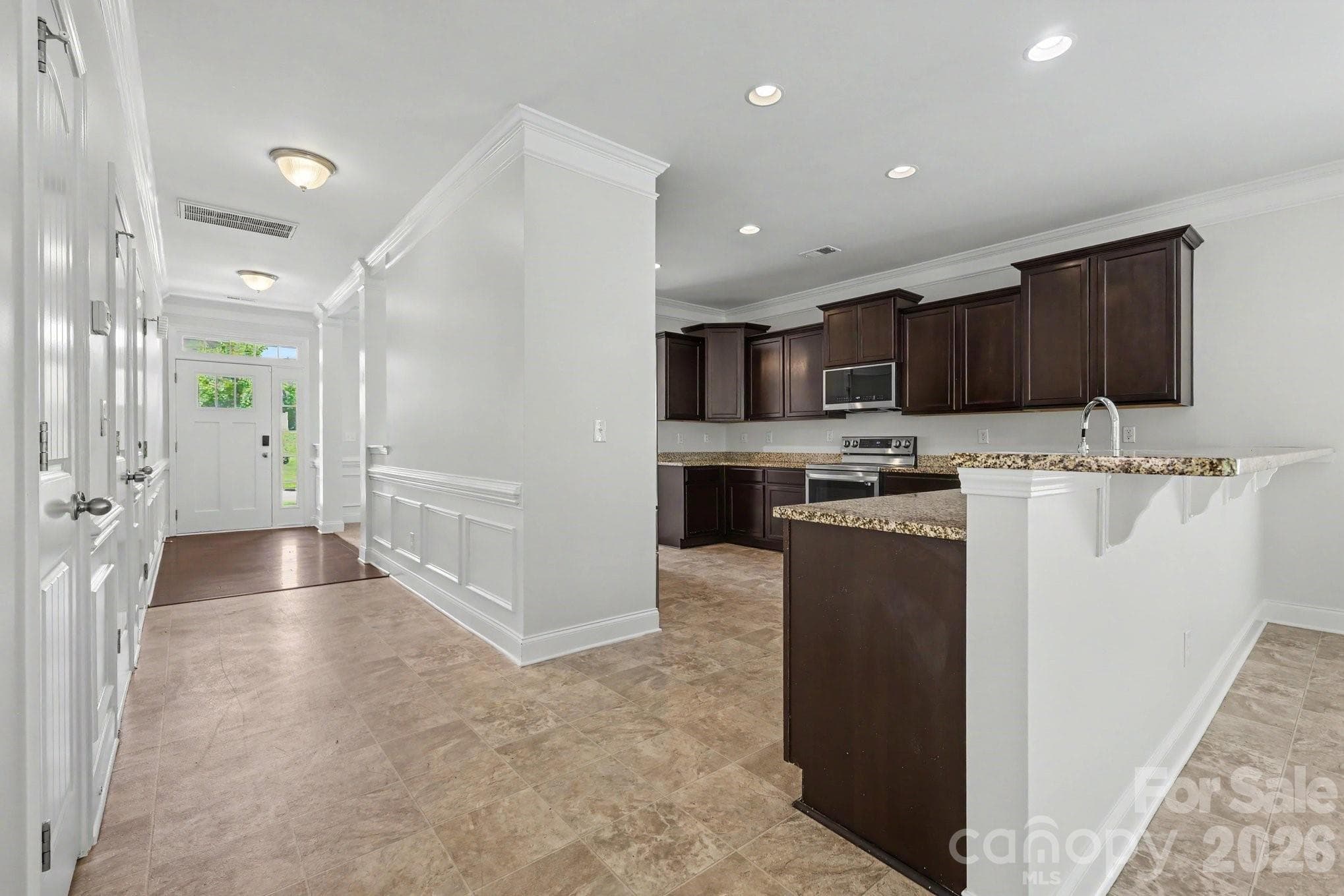 Single Family Residence at 2318 Sonoma Valley Drive, Charlotte, photo 17 of 45