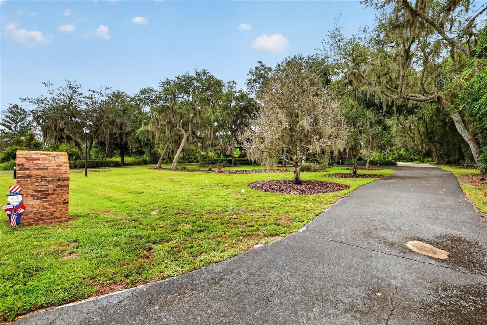 Single Family Residence at 15240 SHADY LN, TAVARES, photo 12 of 63