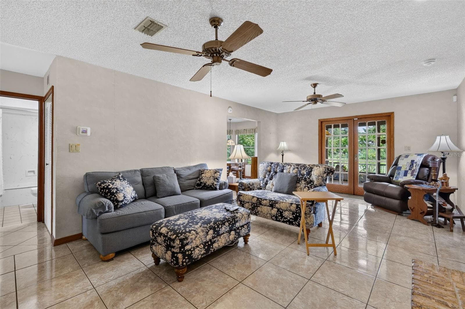 Single Family Residence at 15240 SHADY LN, TAVARES, photo 27 of 63