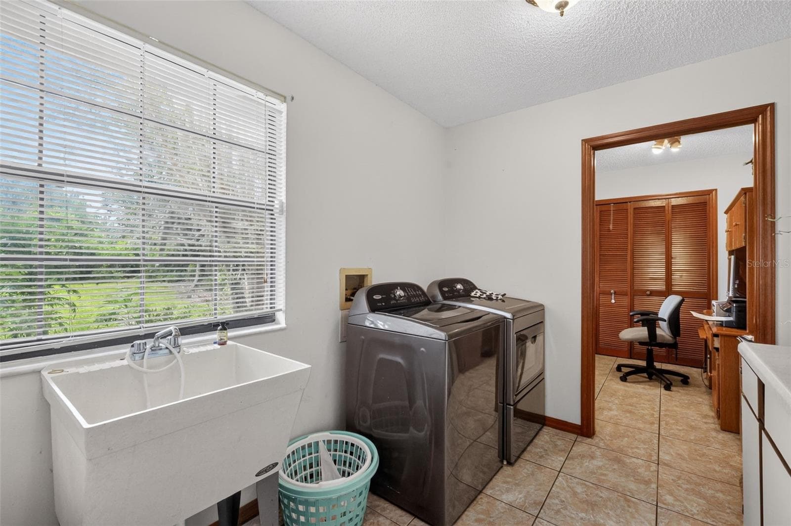Single Family Residence at 15240 SHADY LN, TAVARES, photo 34 of 63