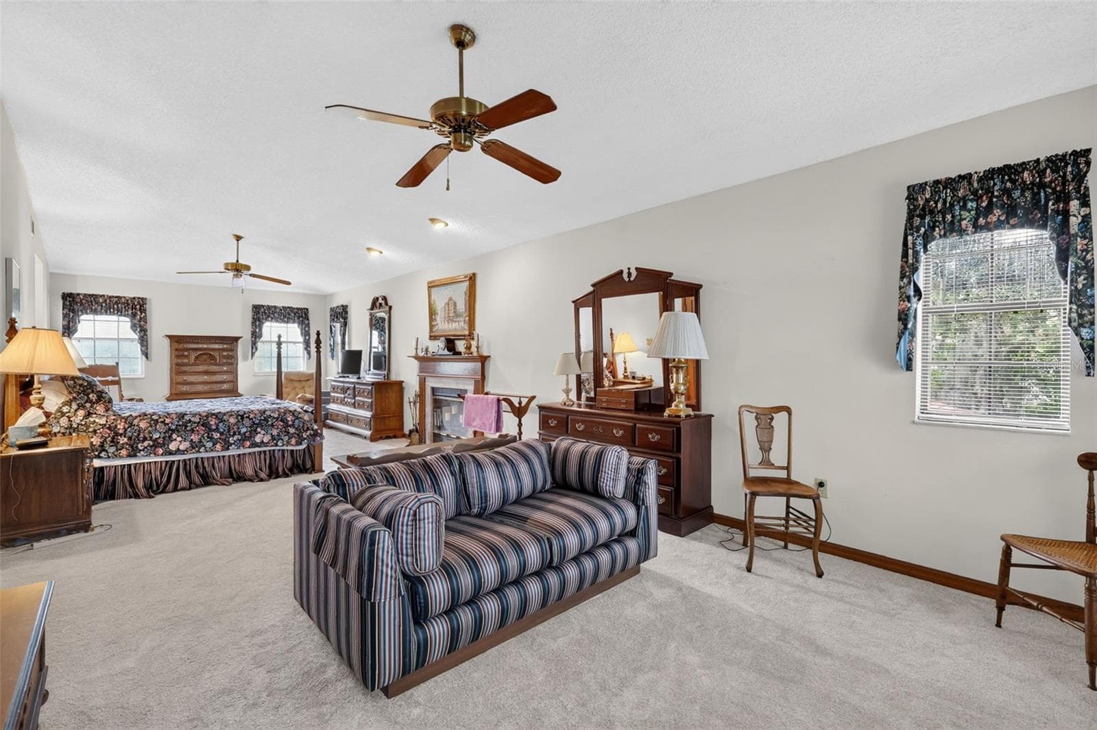 Single Family Residence at 15240 SHADY LN, TAVARES, photo 38 of 63