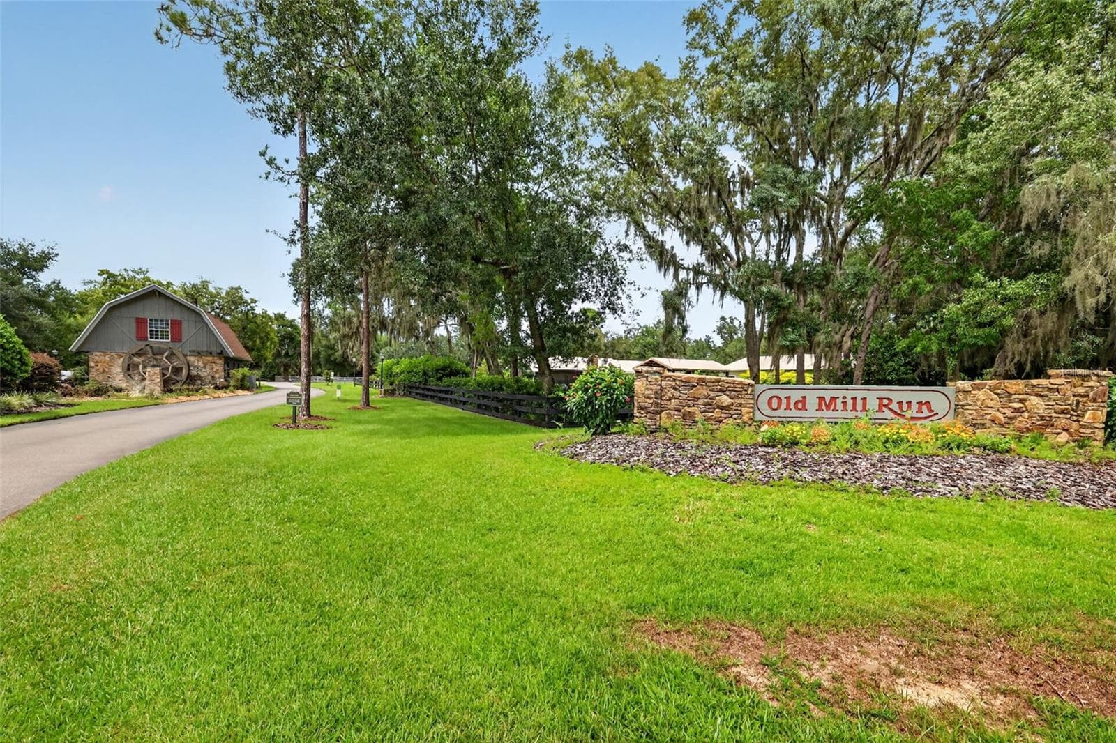 Single Family Residence at 15240 SHADY LN, TAVARES, photo 59 of 63
