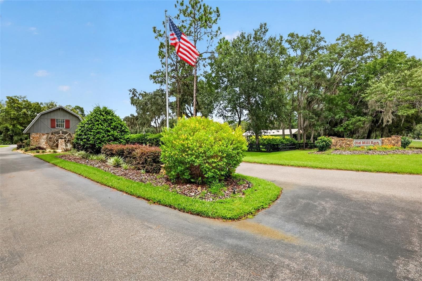 Single Family Residence at 15240 SHADY LN, TAVARES, photo 60 of 63
