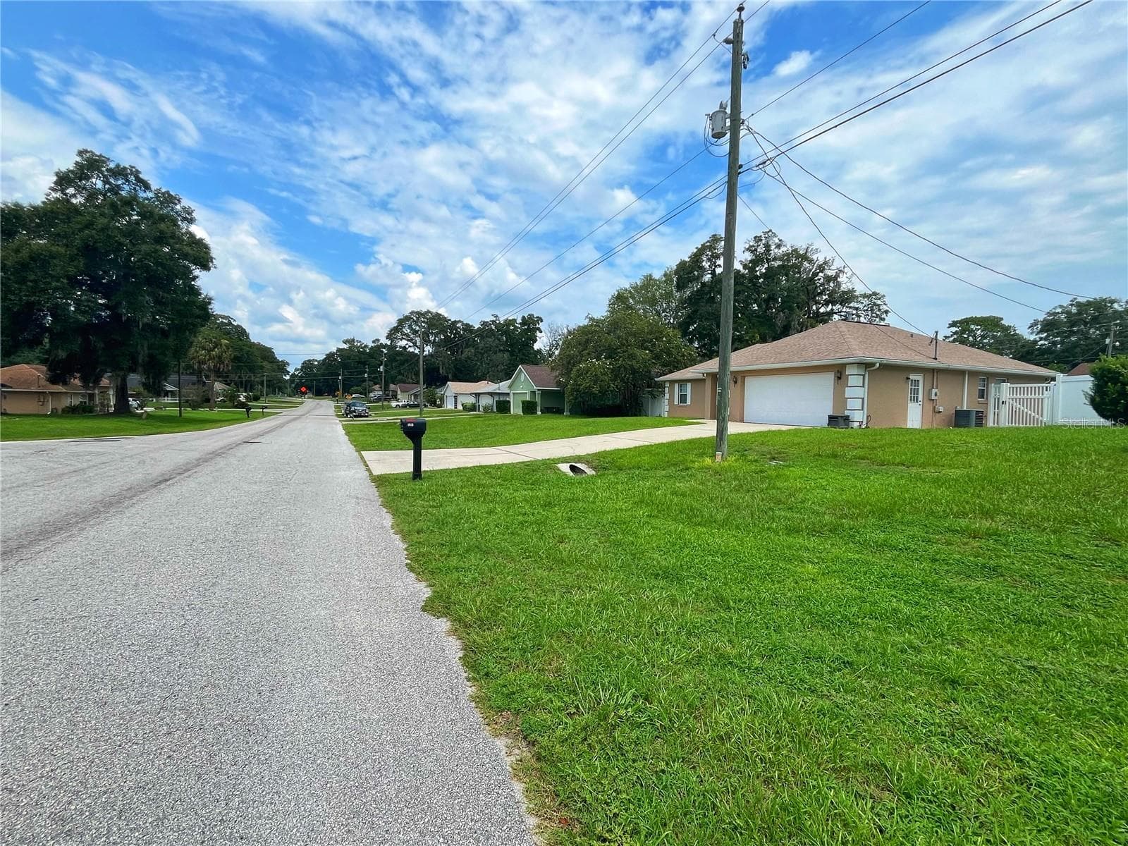 Single Family Residence at 3201 NE 42ND PL, OCALA, photo 4 of 39