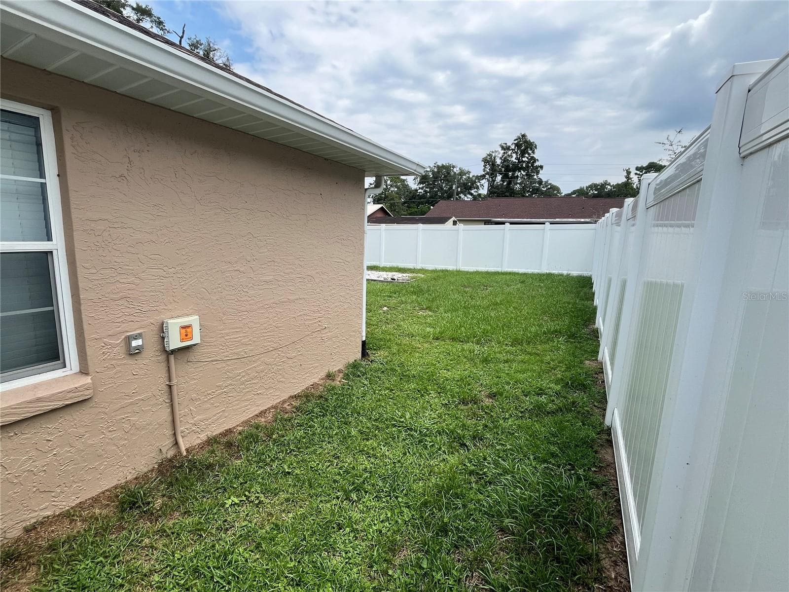Single Family Residence at 3201 NE 42ND PL, OCALA, photo 5 of 39