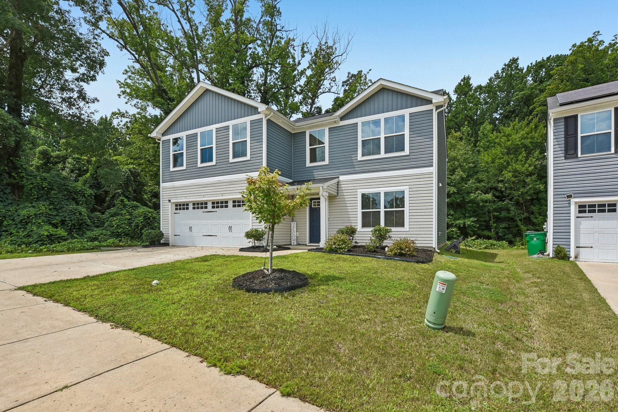 Single Family Residence at 6931 Ludell Lane, Charlotte, photo 3 of 37