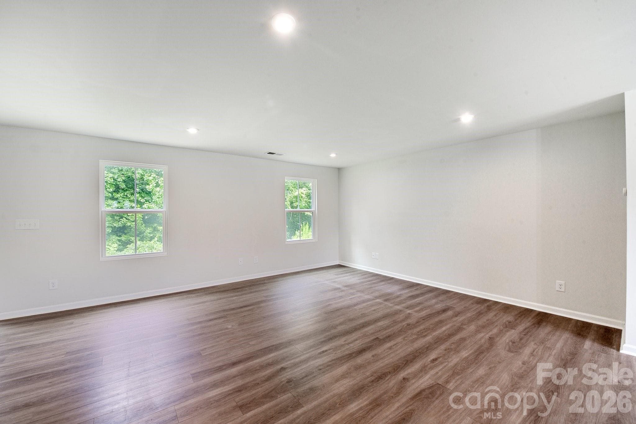 Single Family Residence at 6931 Ludell Lane, Charlotte, photo 9 of 37