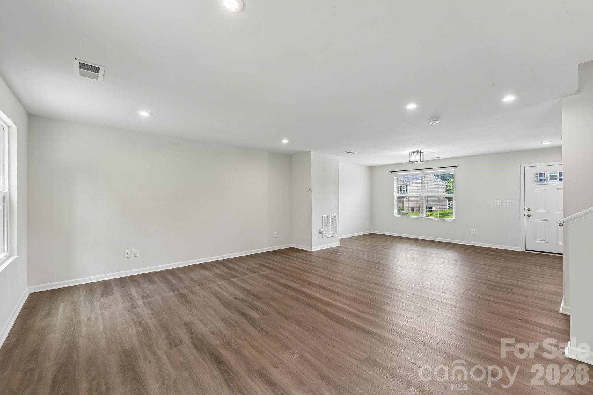 Single Family Residence at 6931 Ludell Lane, Charlotte, photo 12 of 37