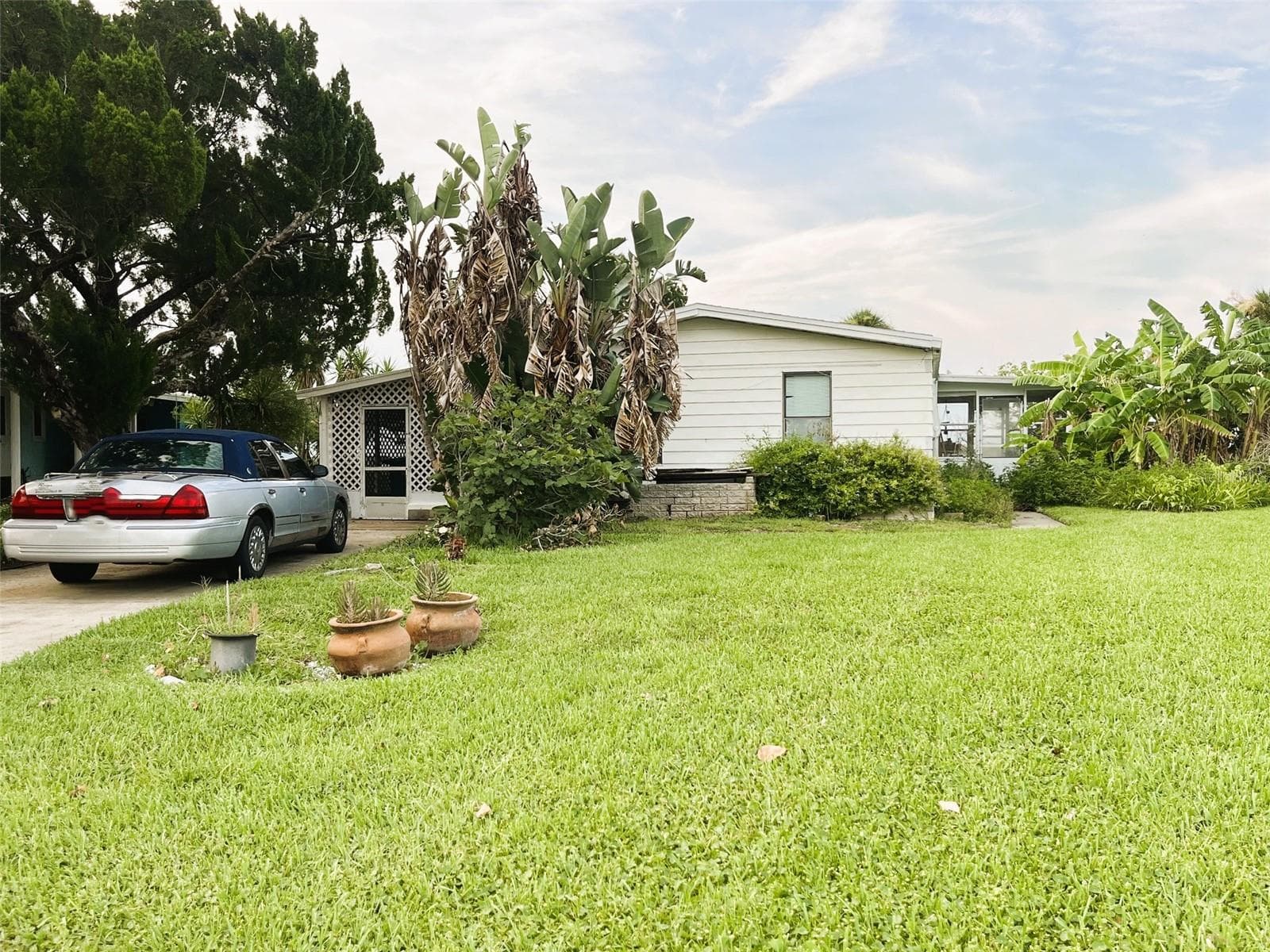281 GOLDEN BAY BLVD