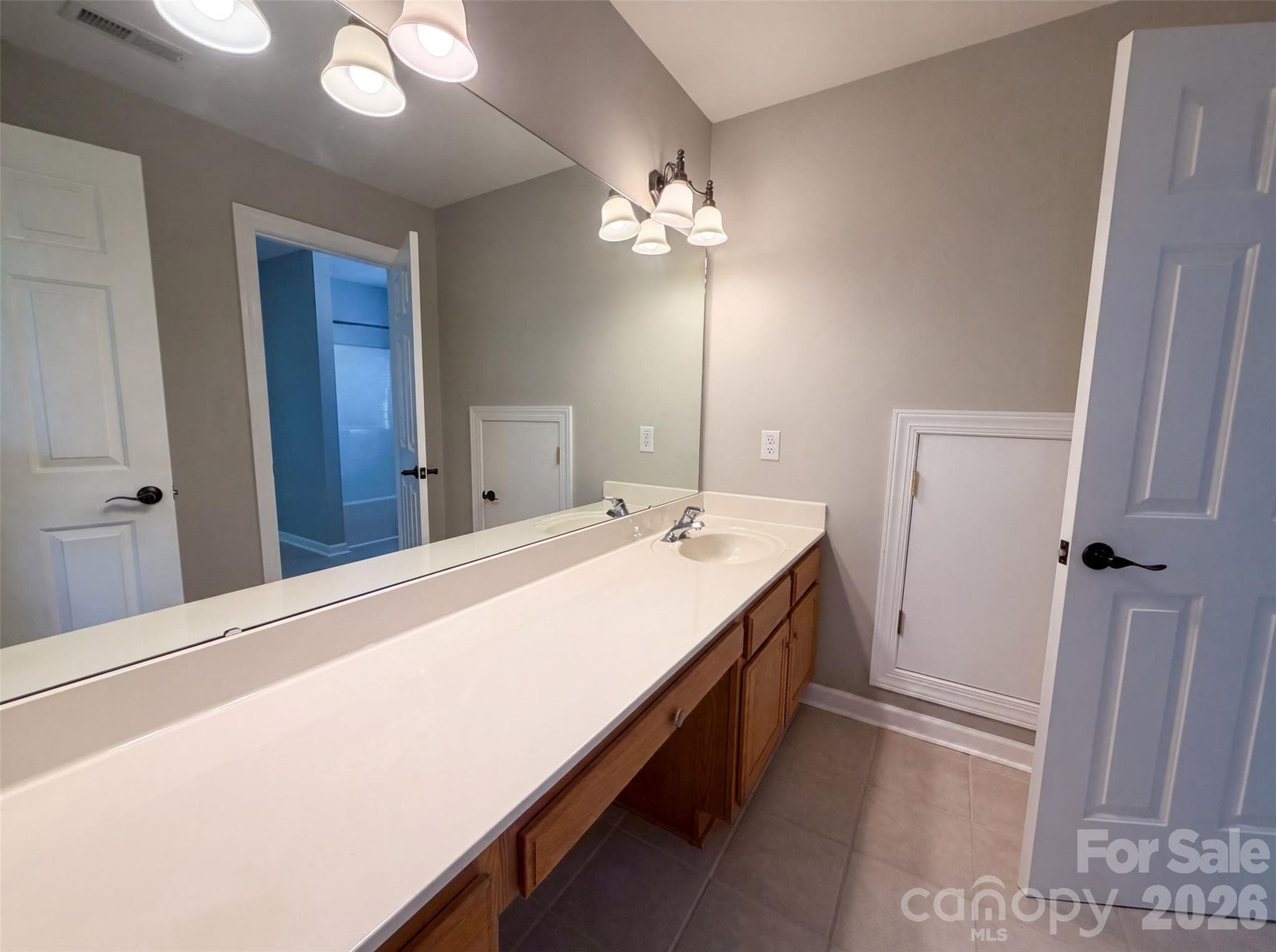Single Family Residence at 114 Stirling Heights Lane, Fort Mill, photo 17 of 21
