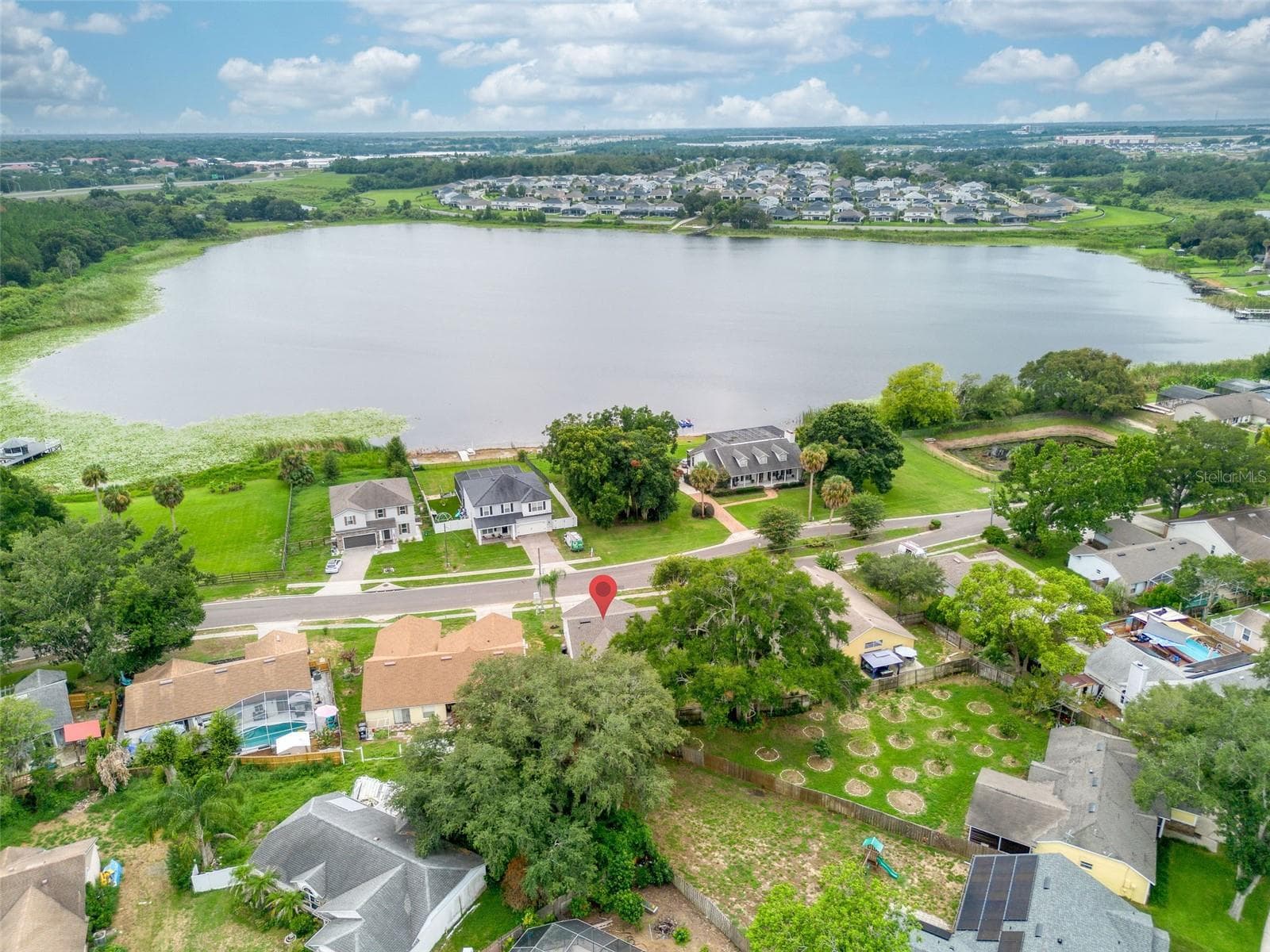 Single Family Residence at 294 LAKE DOE BLVD, APOPKA, photo 2 of 20