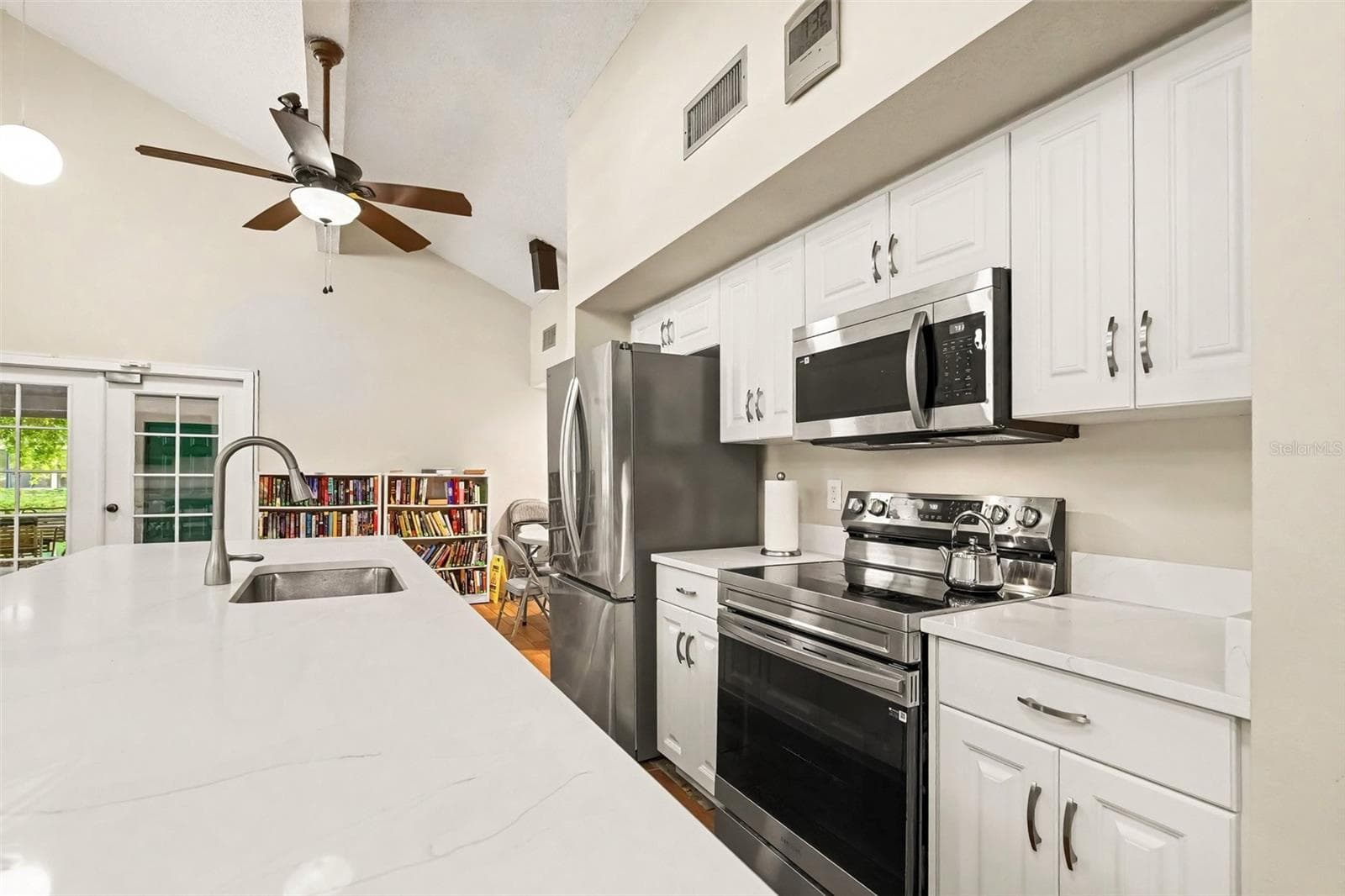 Condominium at 5652 ASHTON LAKE DR #5652, SARASOTA, photo 42 of 51