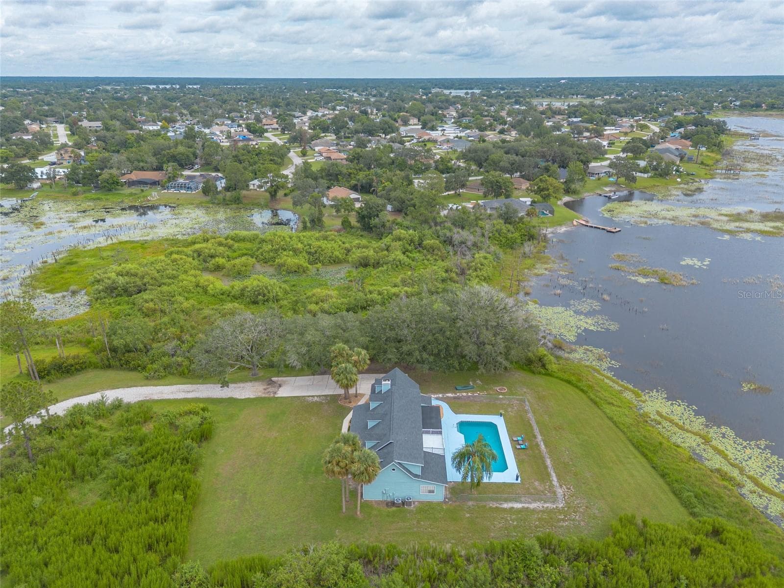 Single Family Residence at 2018 MONTERO CIR, DELTONA, photo 18 of 73