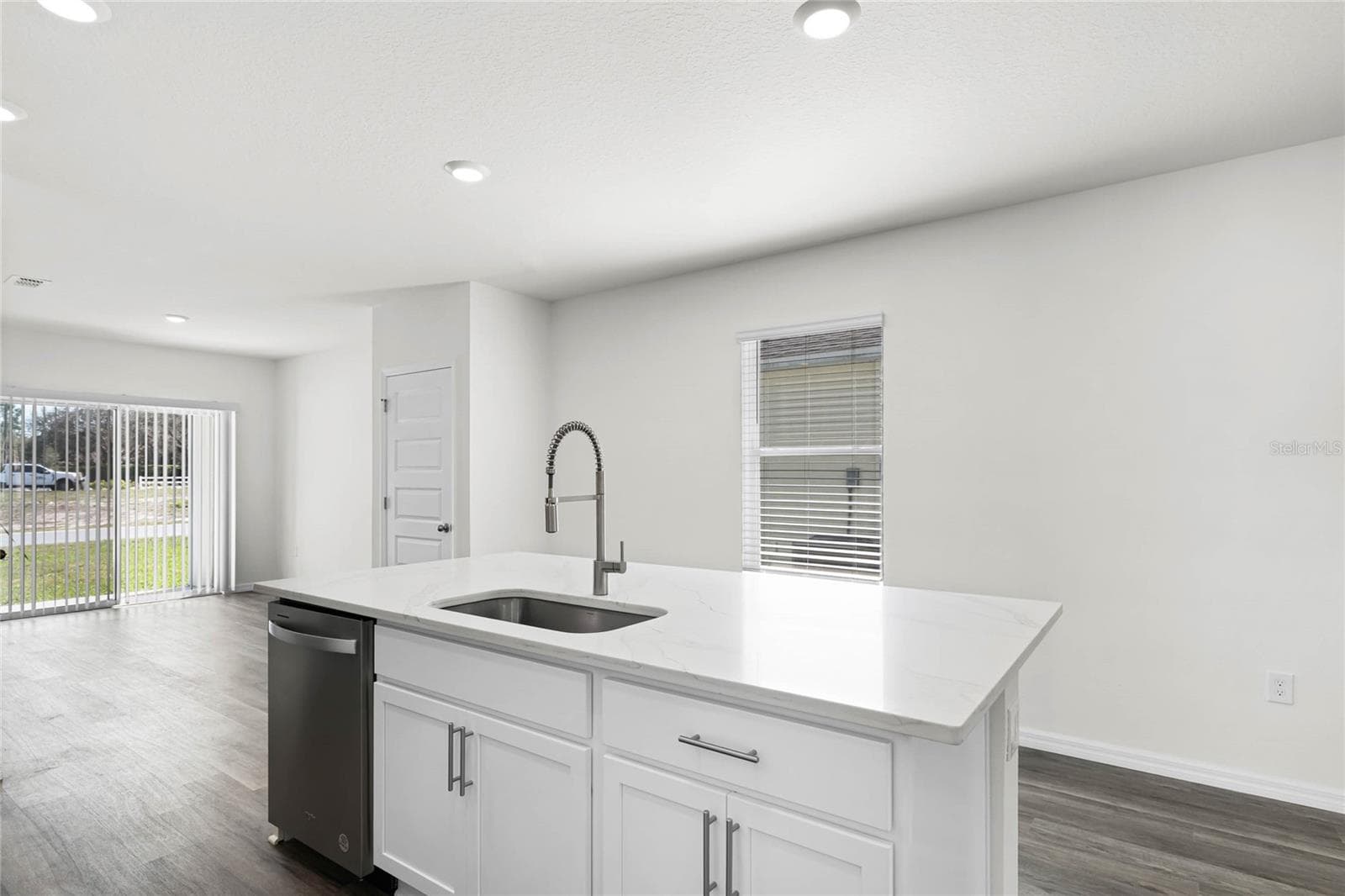 Single Family Residence at 1746 HUMMINGBIRD RD, WINTER HAVEN, photo 8 of 28