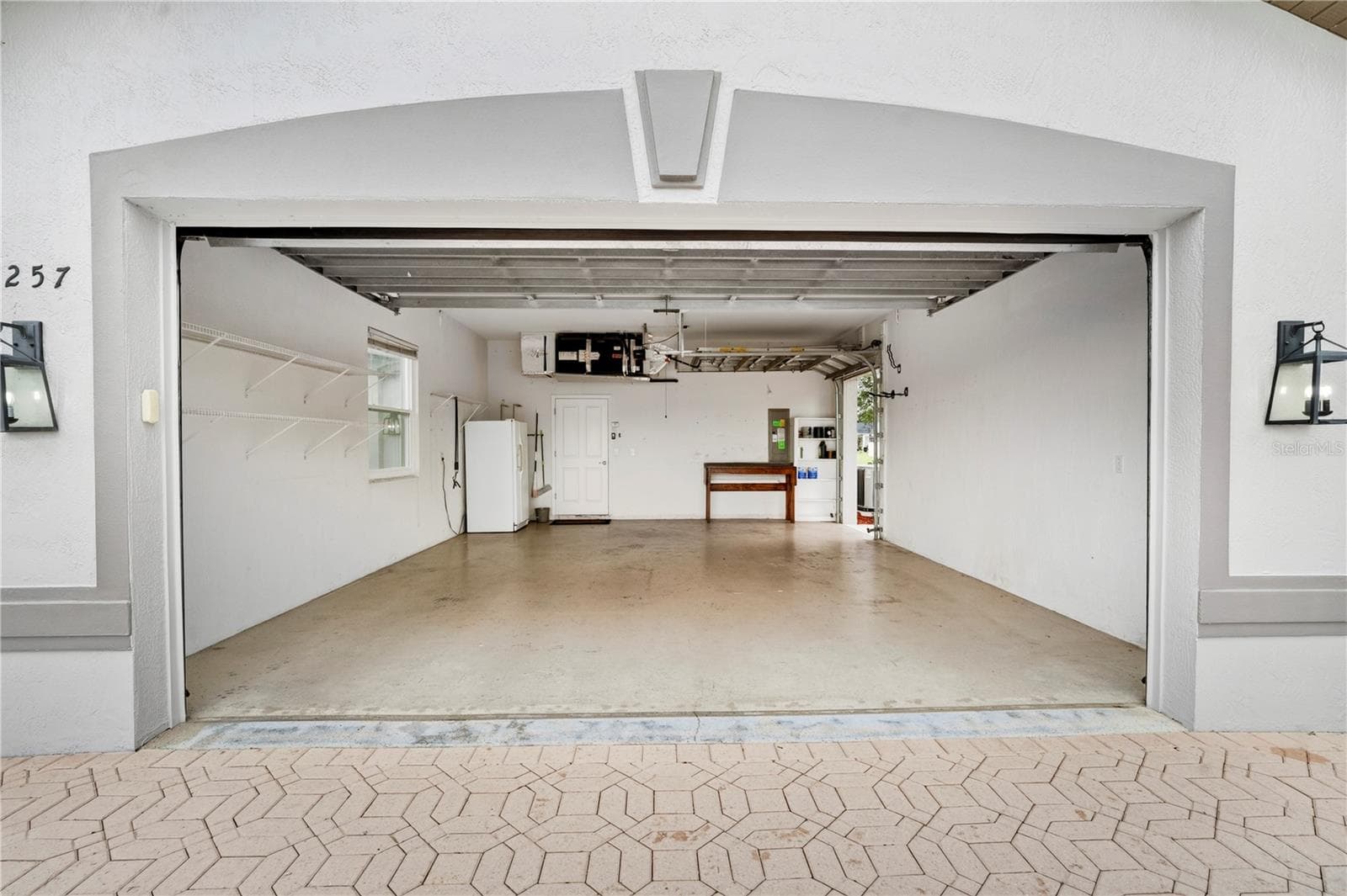 2.5 Garage - 9257 BONNIE COVE DR, WEEKI WACHEE
