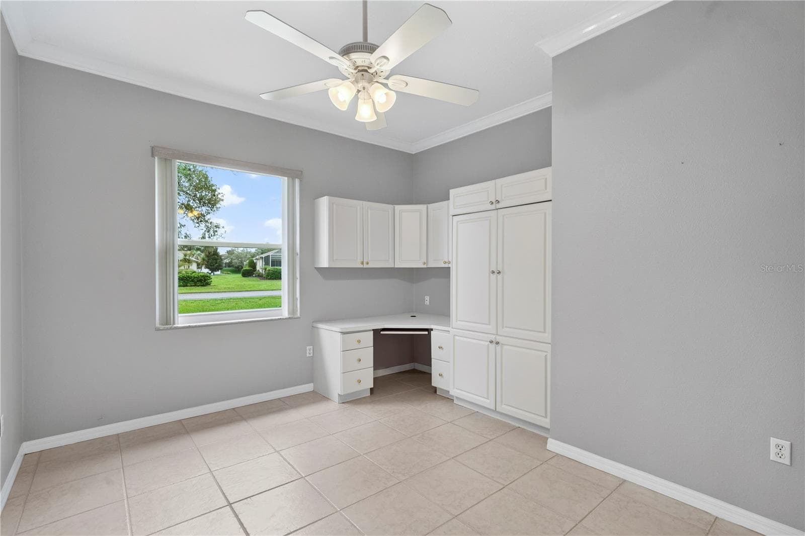 BEDROOM #2 / can be used as an OFFICE/DEN TILE FLOOR, DOUBLE DOORS - 9257 BONNIE COVE DR, WEEKI WACHEE