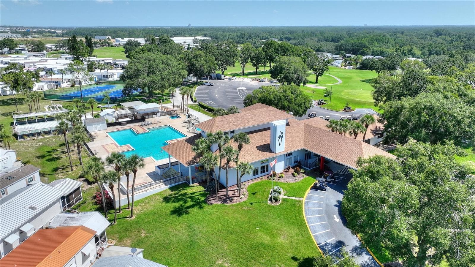 Main Clubhouse - 2457 ST GEORGE DR, DAVENPORT