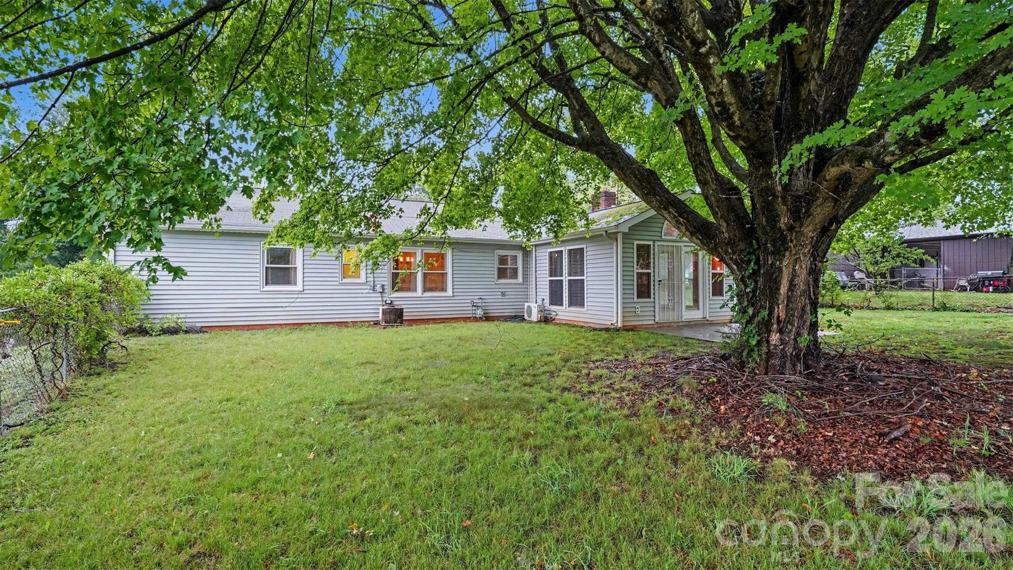Single Family Residence at 3766 Danube Drive, Winston Salem, photo 27 of 28