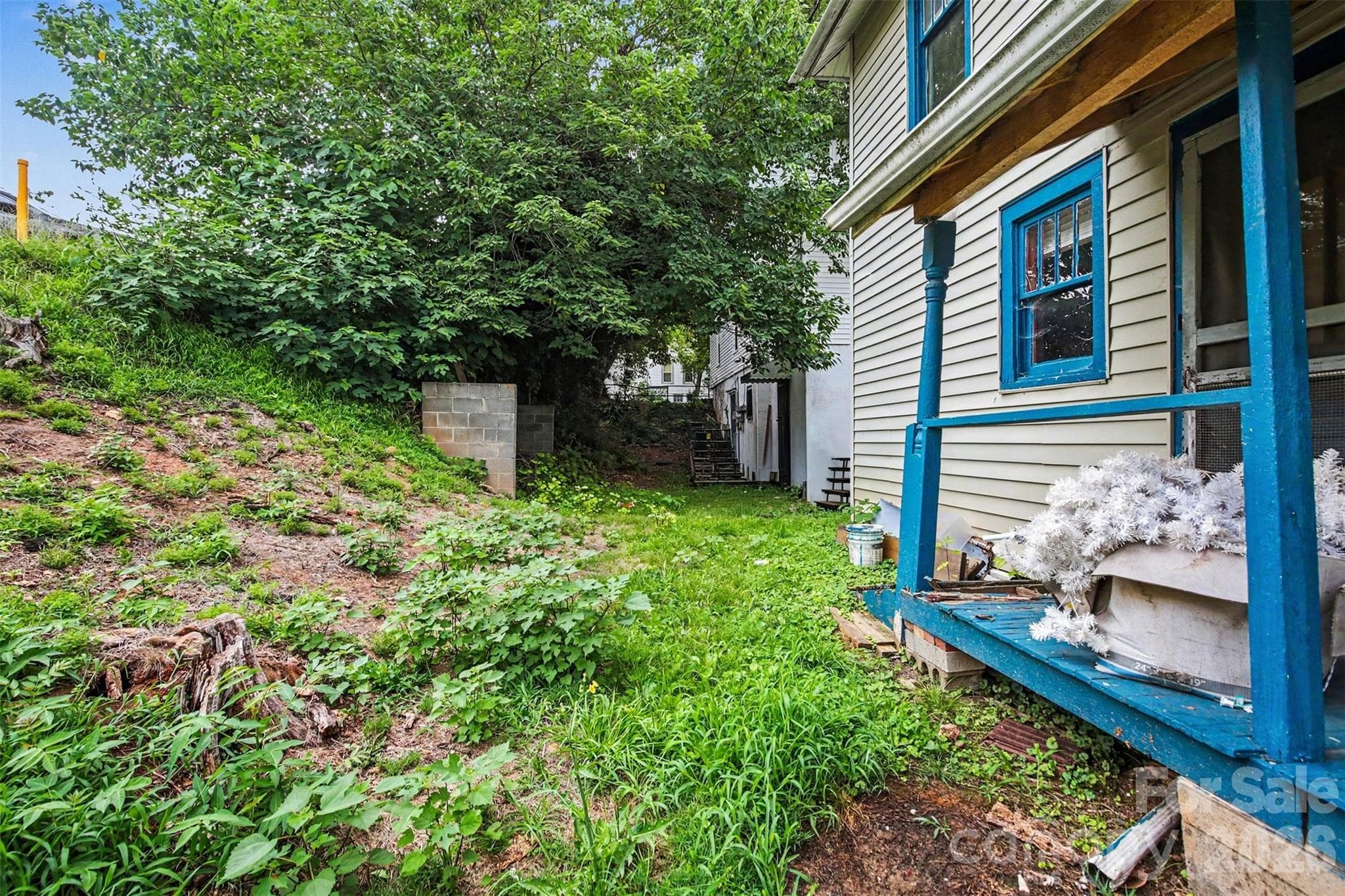 Single Family Residence at 509 W 1st Street, Winston Salem, photo 29 of 30