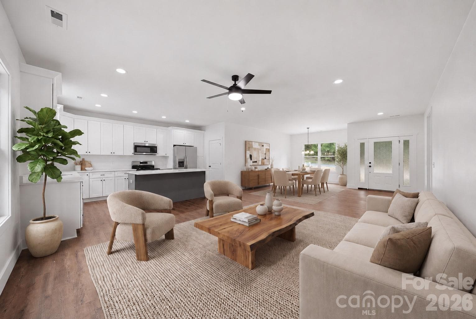 Virtually Staged Open Floor Plan! - Lenoir