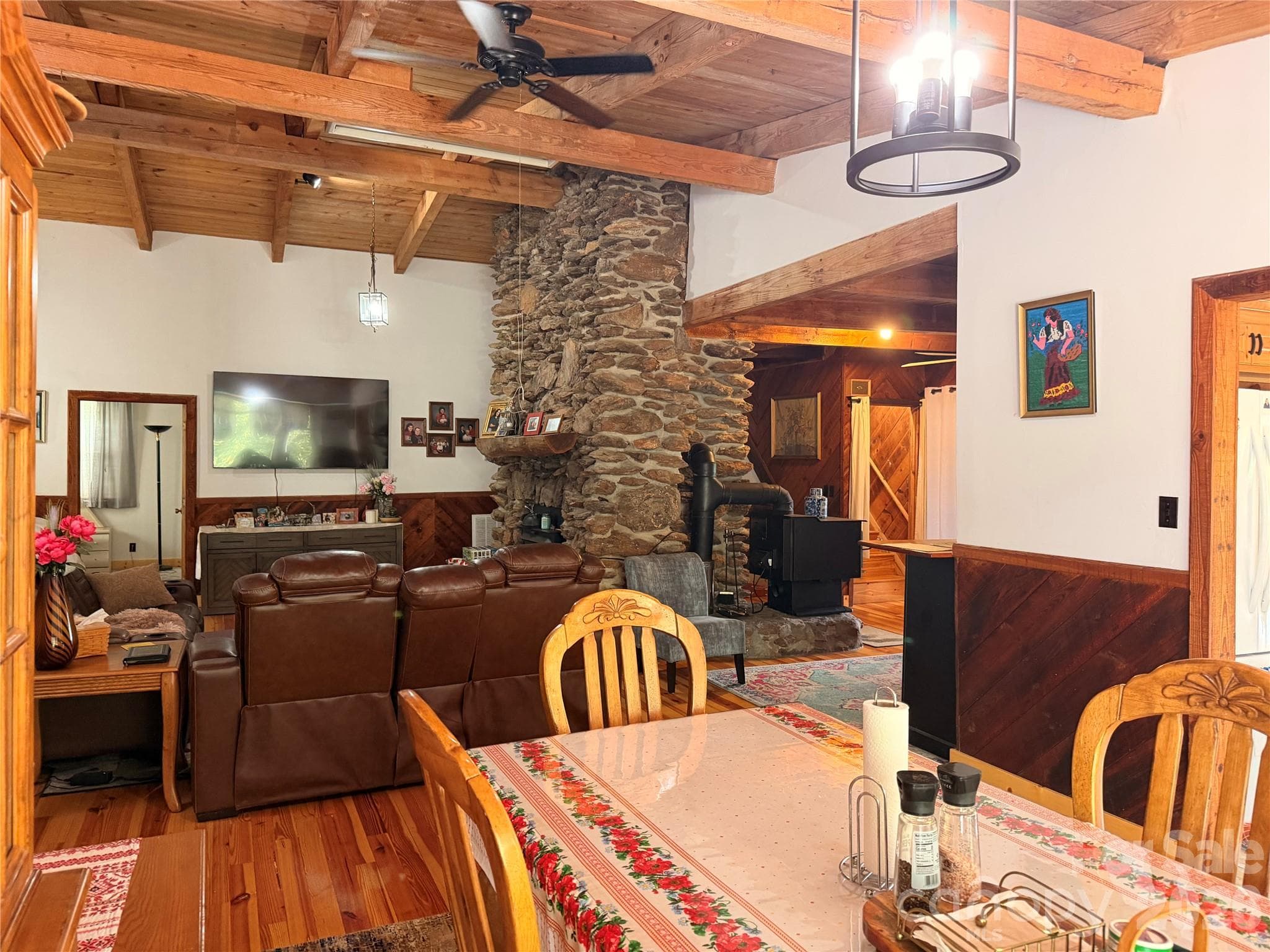 Single Family Residence at 4991 Albert Williams Road W, Connelly Springs, photo 10 of 34