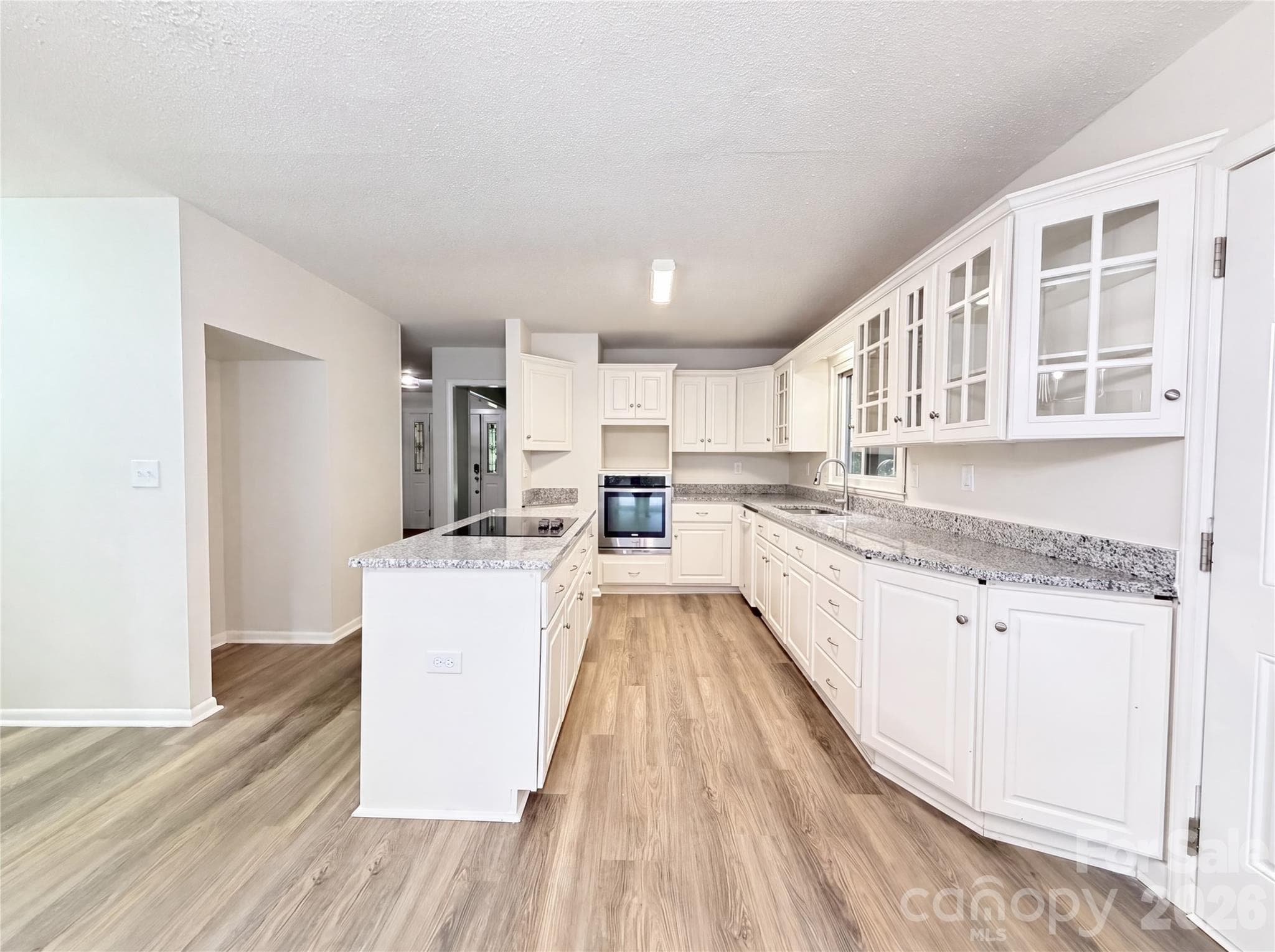 Single Family Residence at 7210 Apple Creek Drive, Charlotte, photo 2 of 24