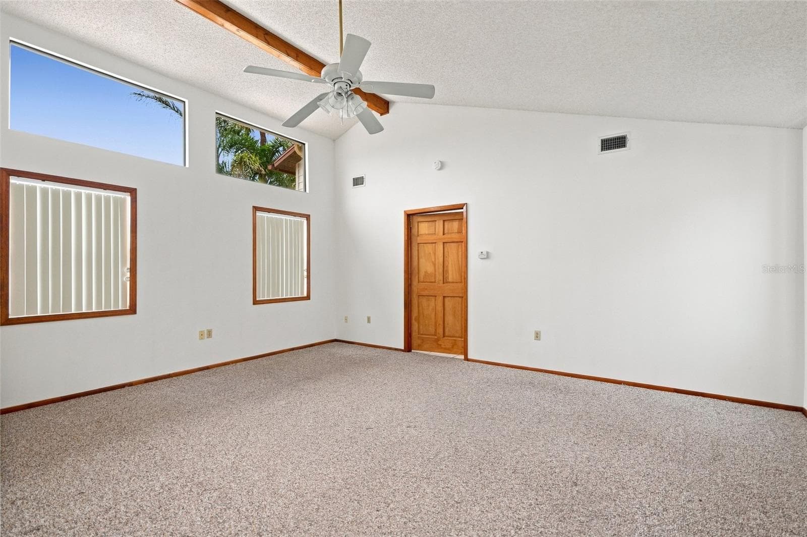 Single Family Residence at 2151 MEREDITH DR, SPRING HILL, photo 19 of 47