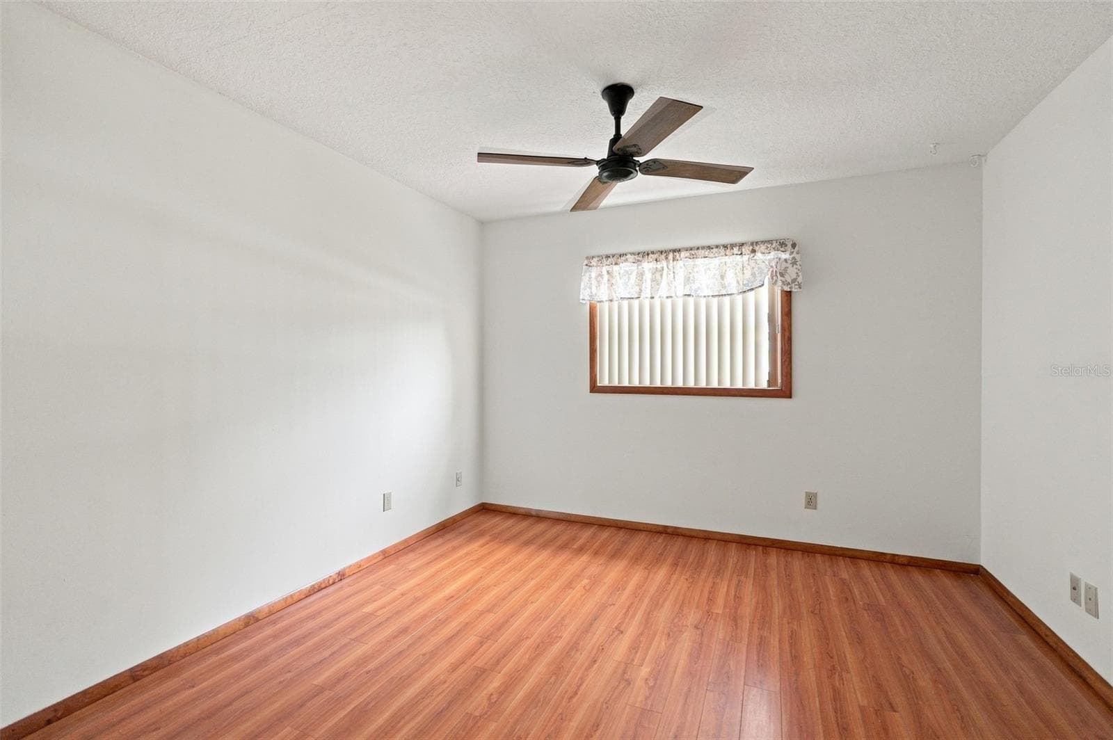 Single Family Residence at 2151 MEREDITH DR, SPRING HILL, photo 23 of 47