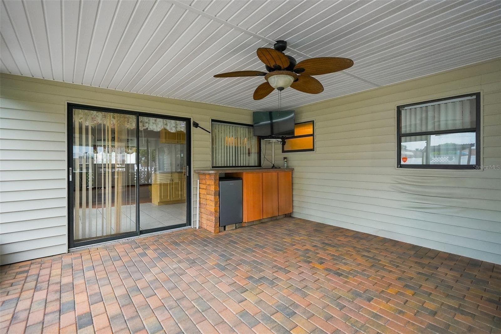 Single Family Residence at 2151 MEREDITH DR, SPRING HILL, photo 30 of 47