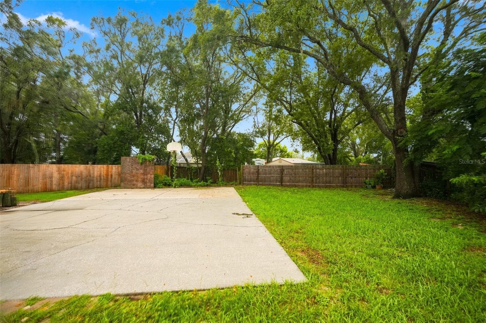 Single Family Residence at 2151 MEREDITH DR, SPRING HILL, photo 37 of 47