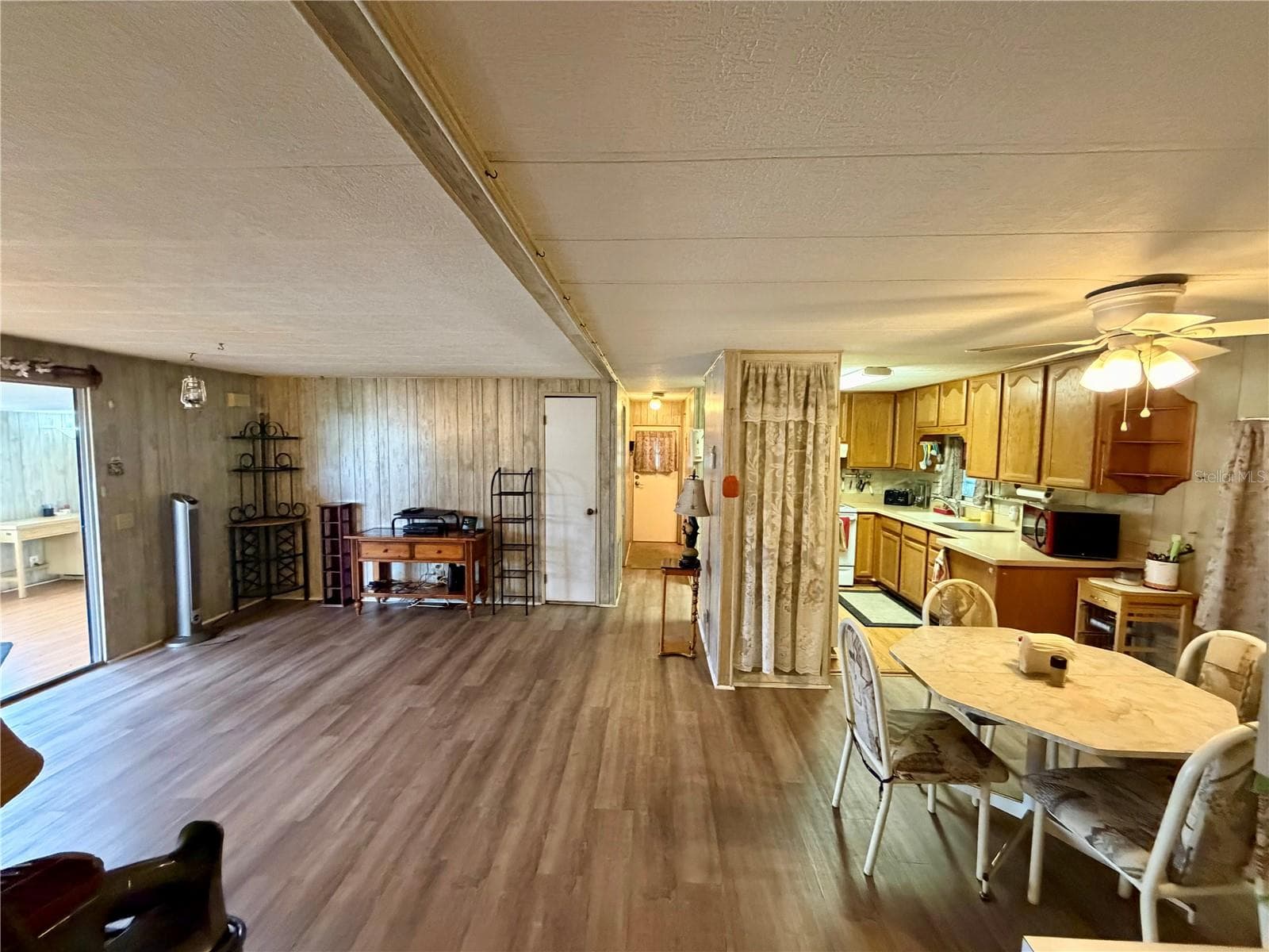 Mobile Home at 5301 ALGERIA CT, BRADENTON, photo 15 of 33
