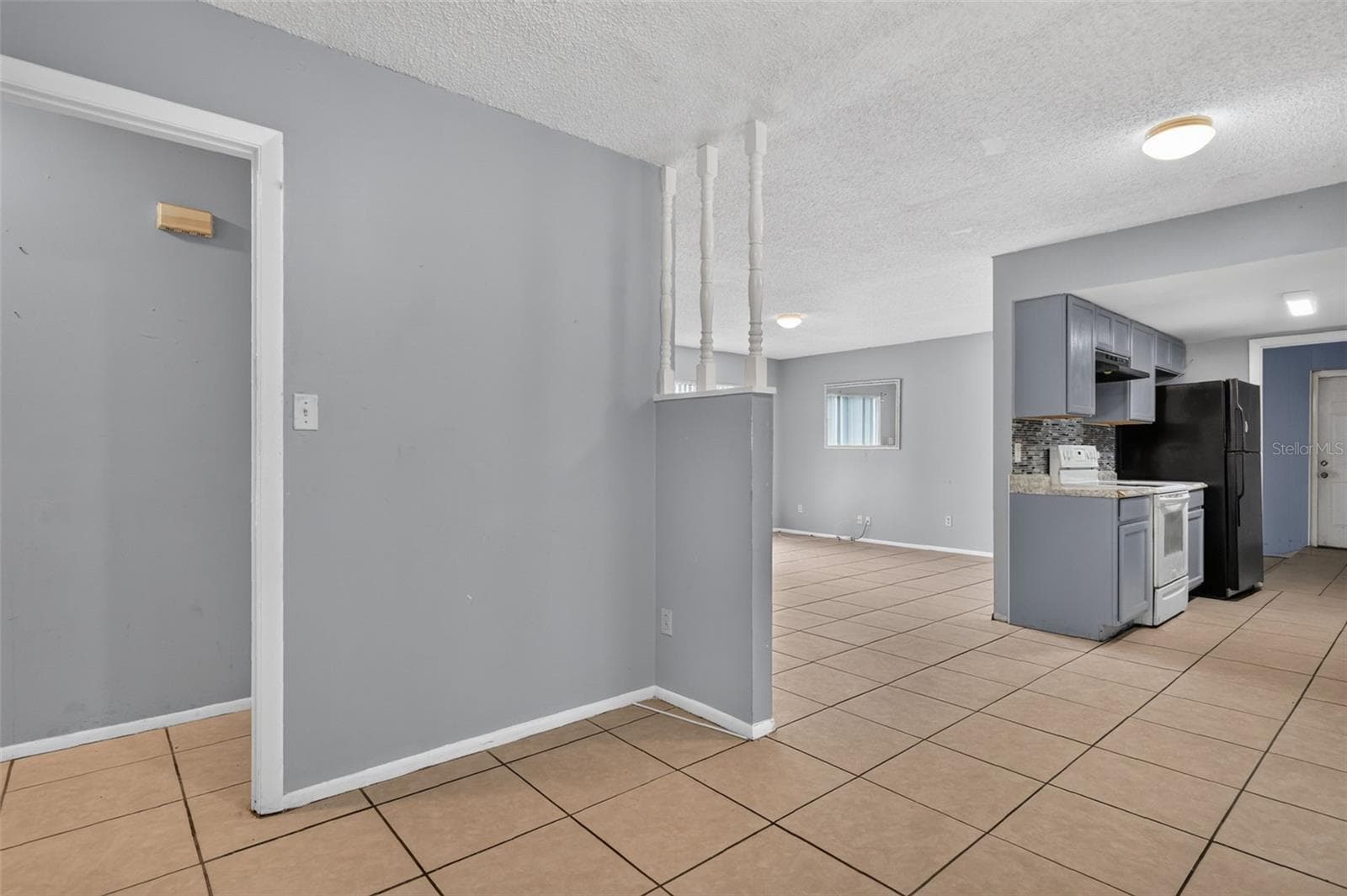 Single Family Residence at 1877 WAYSIDE DR, ORLANDO, photo 10 of 23