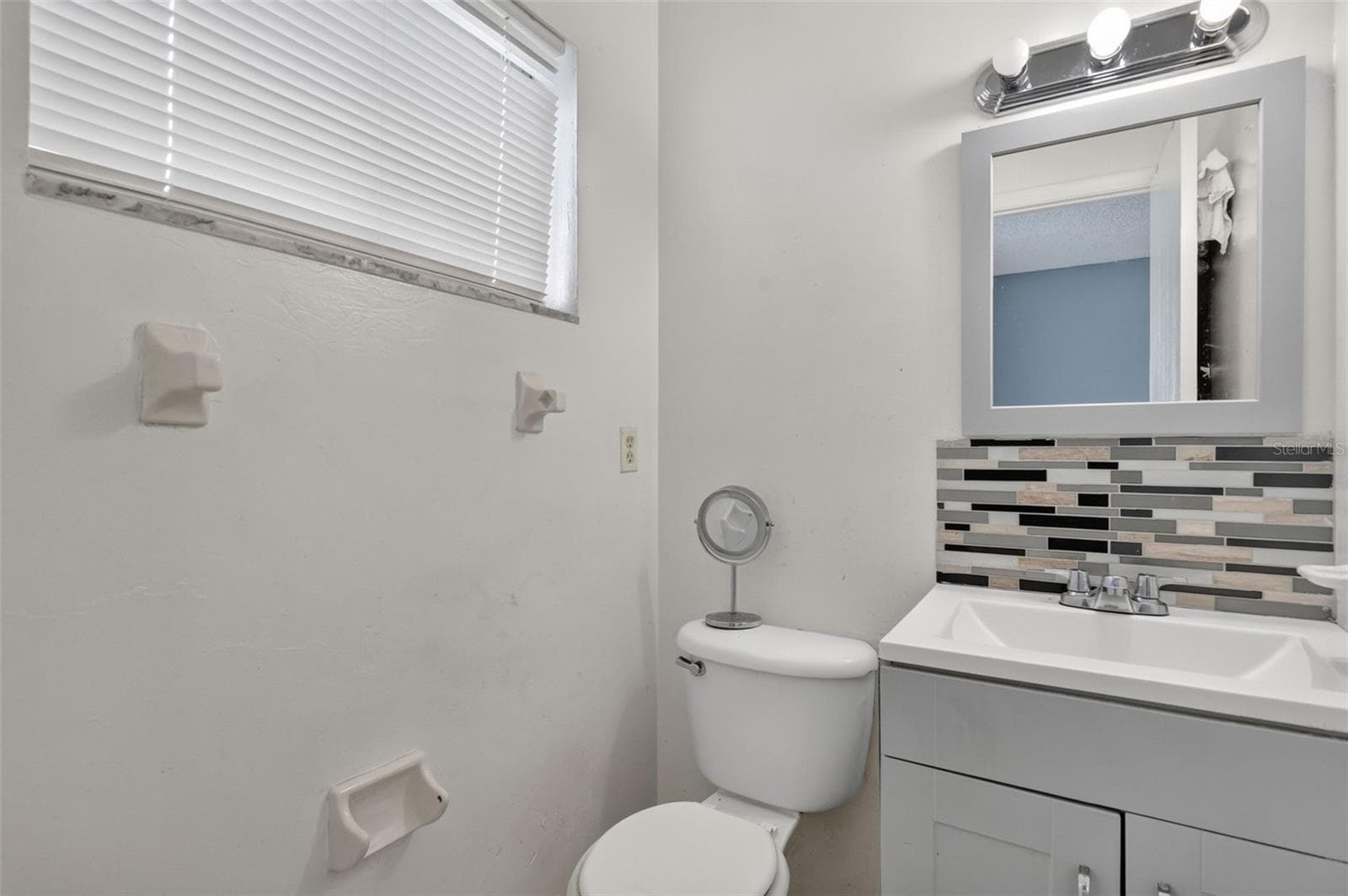 Single Family Residence at 1877 WAYSIDE DR, ORLANDO, photo 17 of 23