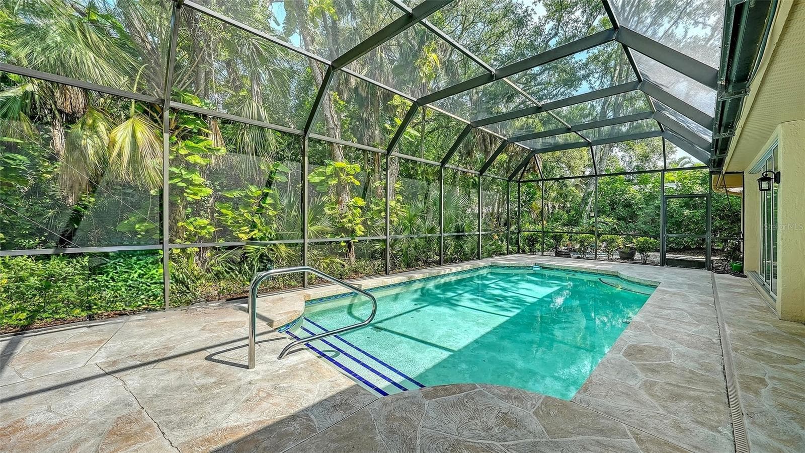 Single Family Residence at 2929 SANDRINGHAM PL, SARASOTA, photo 5 of 42