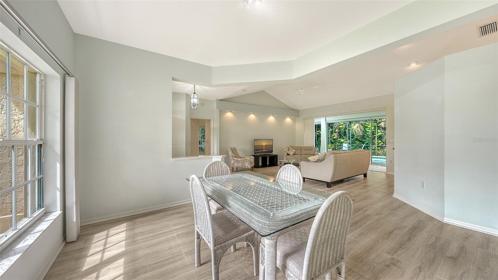 Single Family Residence at 2929 SANDRINGHAM PL, SARASOTA, photo 19 of 42