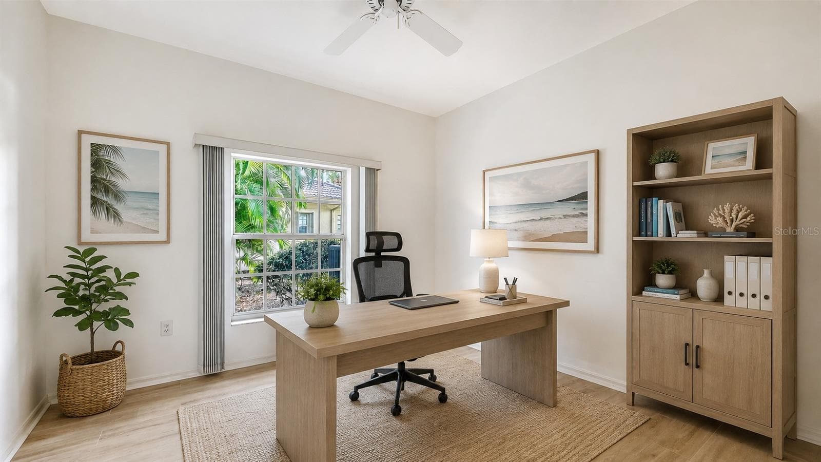 Single Family Residence at 2929 SANDRINGHAM PL, SARASOTA, photo 23 of 42