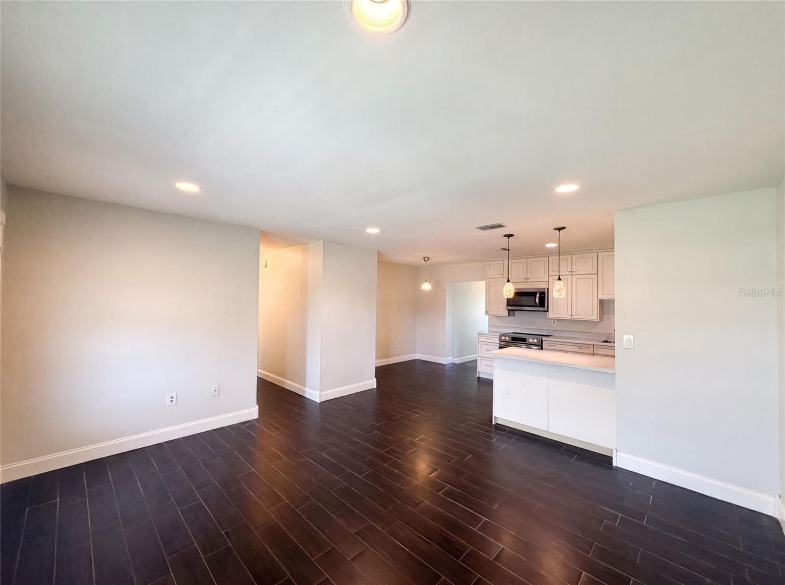Single Family Residence at 4147 WILLOW SOUTH DR, MULBERRY, photo 3 of 18